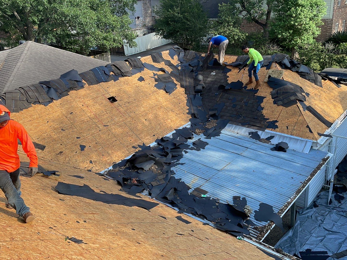 Residential Roofing Installation using Owen's Corning Duration (Lifetime) Shingles by Roof Repair Company