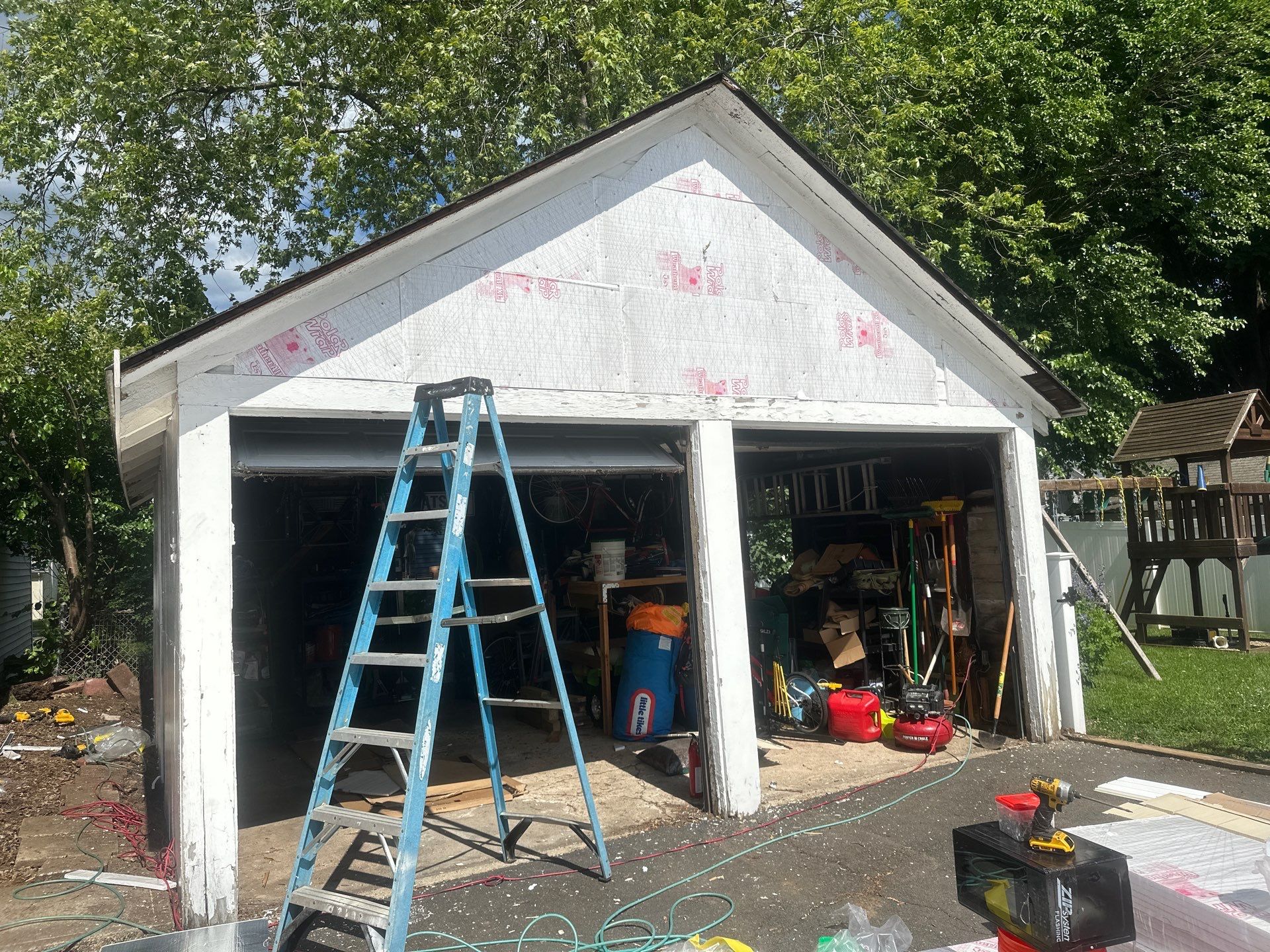 Siding Installation using CertainTeed Mainstreet Vinyl Siding - Savannah Wicker by A Plus Exterior
