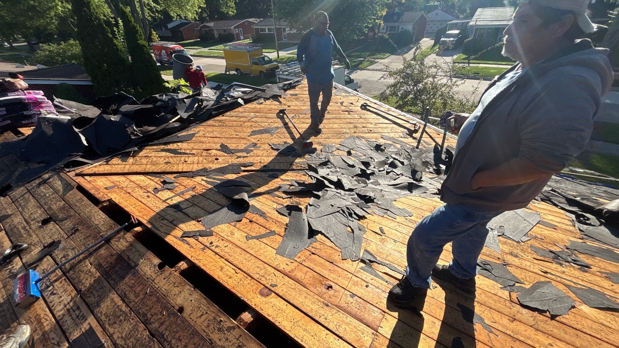 Roof Replacement using Owens Corning Onyx Black by 180 Contractors