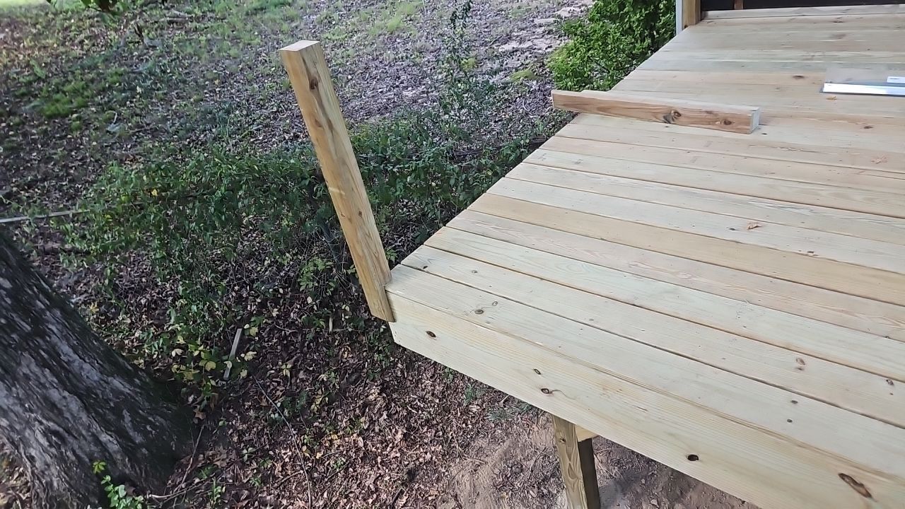 Russet Cove Circle - Deck Installation by Pillar and Pine