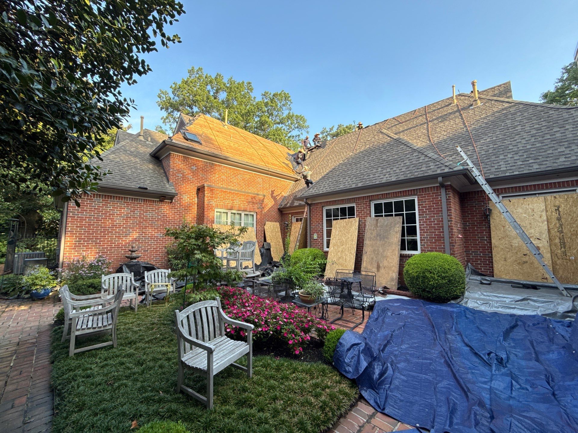 Memphis Residential Roof Replacement with GAF Timberline HDZ Shingles by Revival Roofing Services