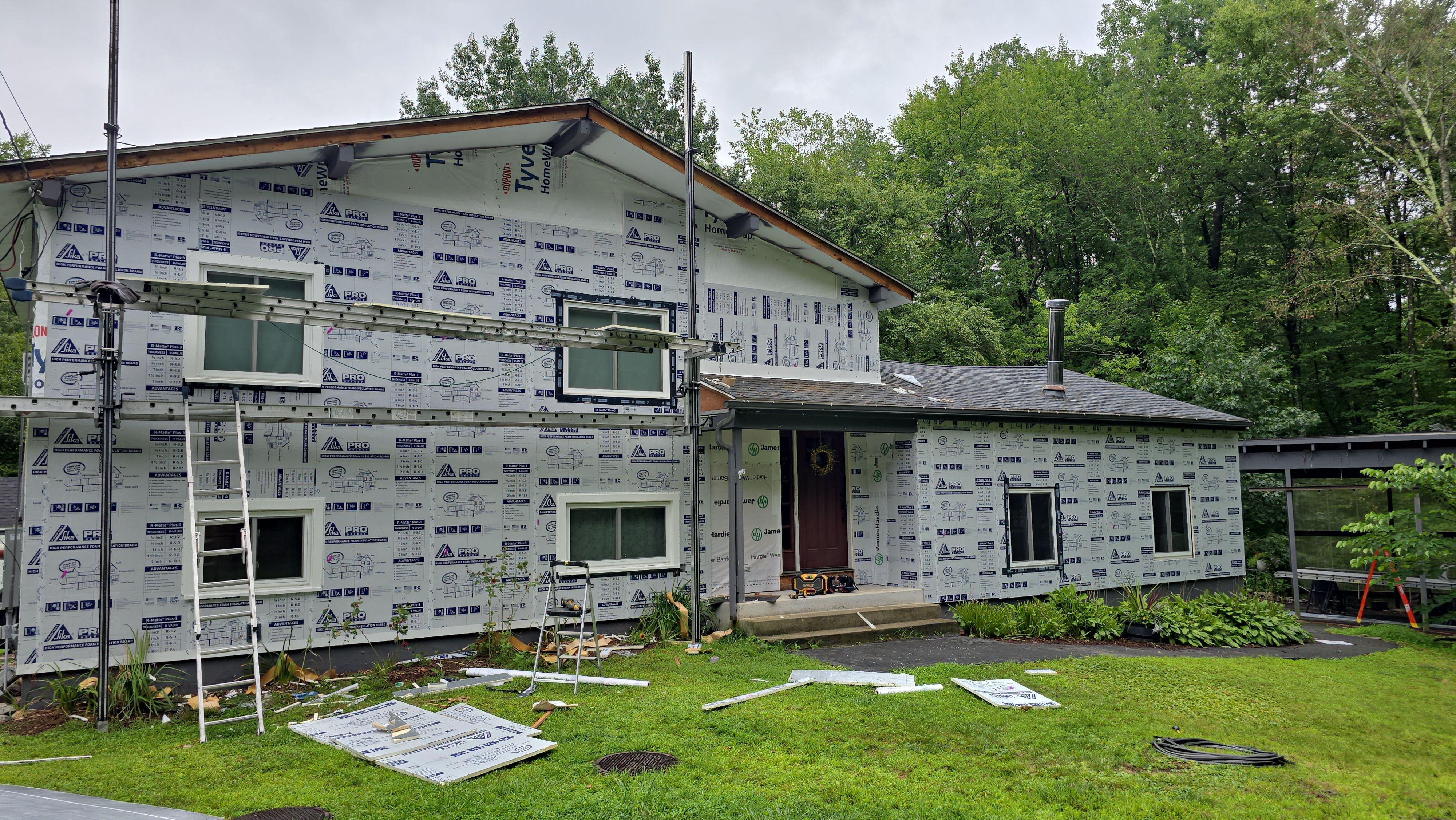 Everlast Composite installed in Acton, MA by UBrothers Construction