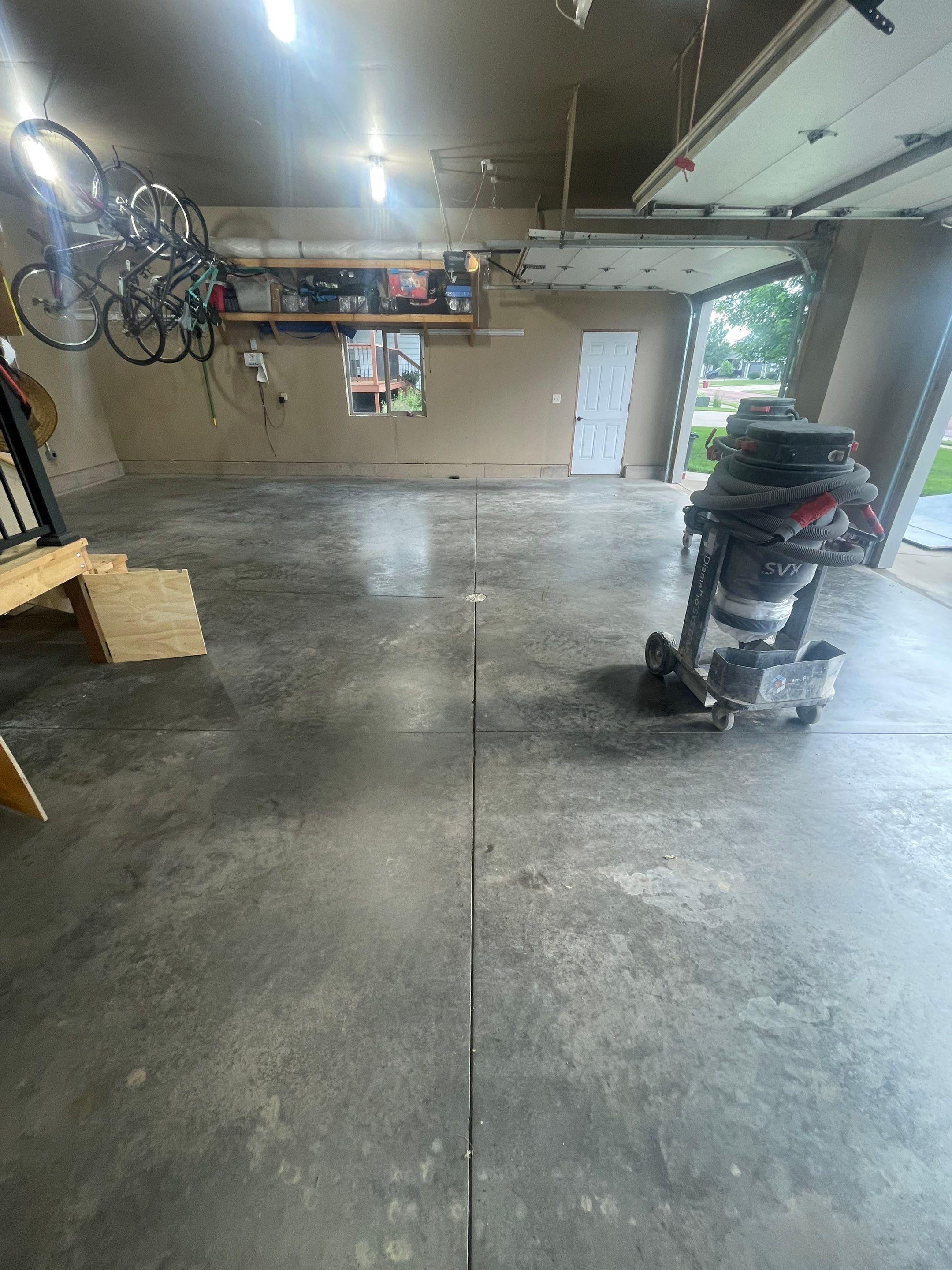 Garage Floor Coating in Tea, South Dakota by Select Painting, Coatings & Garage Cabinets