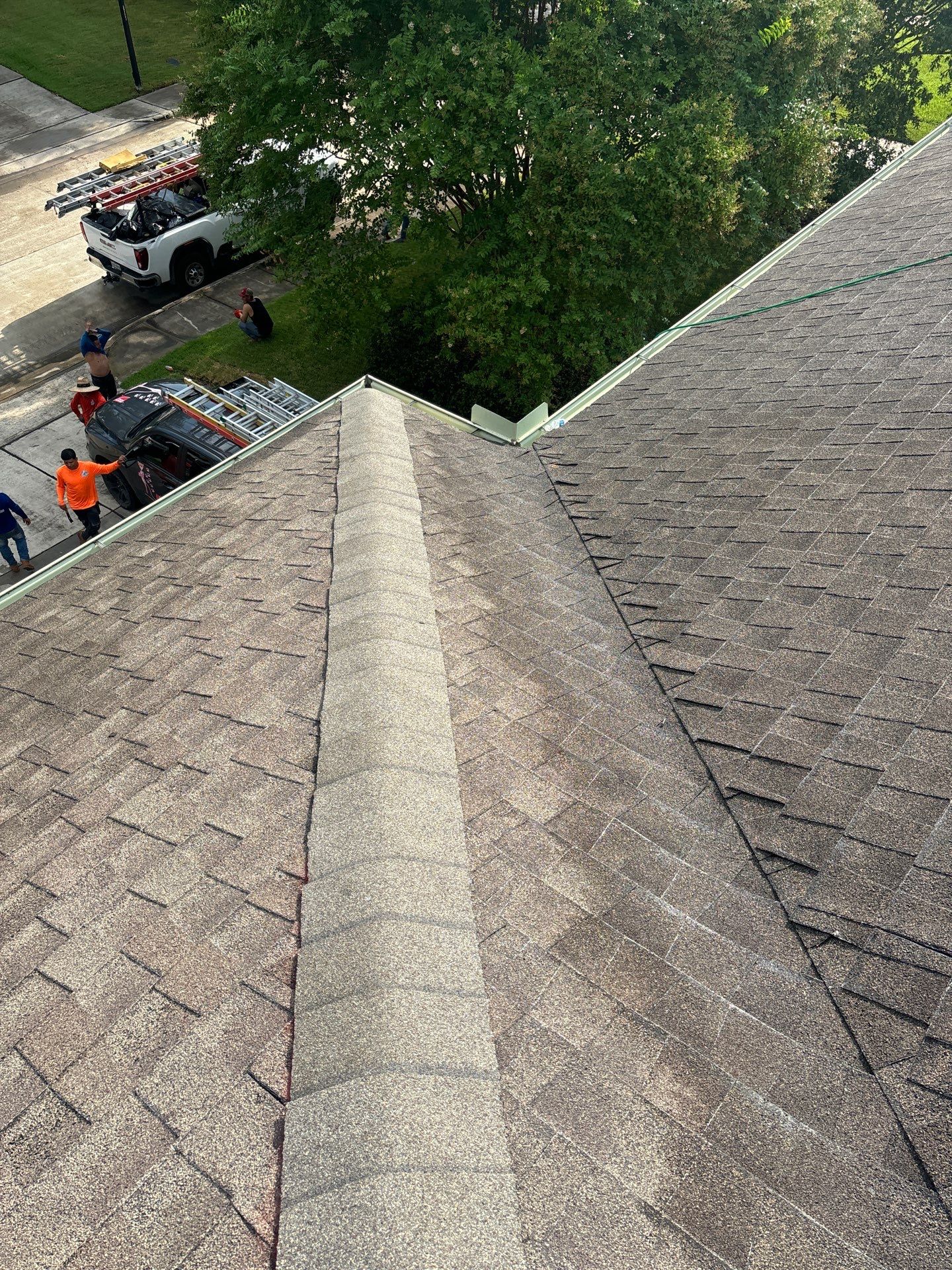 Hail Damage using Owen's Corning Duration (Lifetime) Shingles by Roof Repair Company