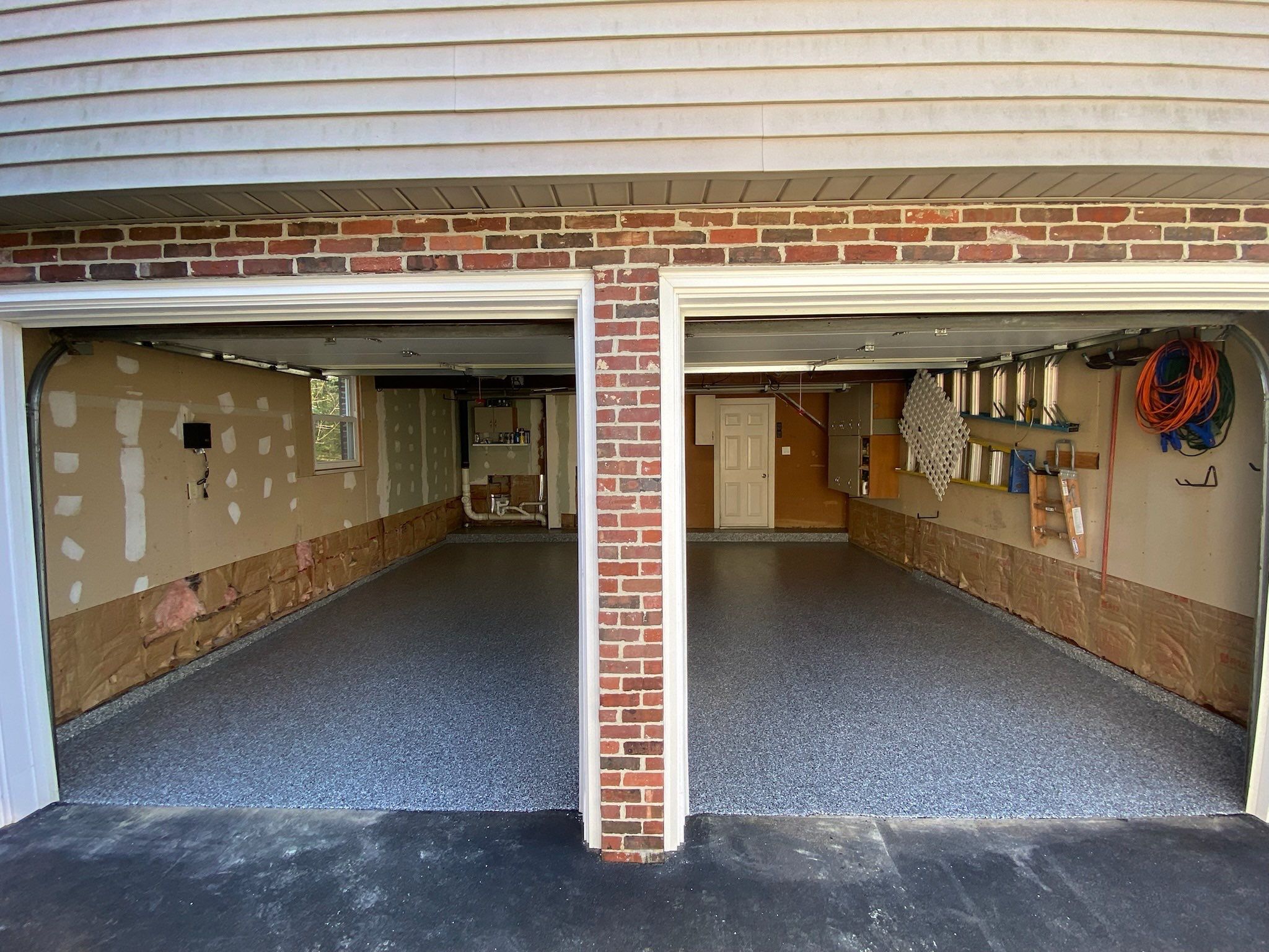 Garage in Nashua, NH 03062 by Symphony Concrete Coatings