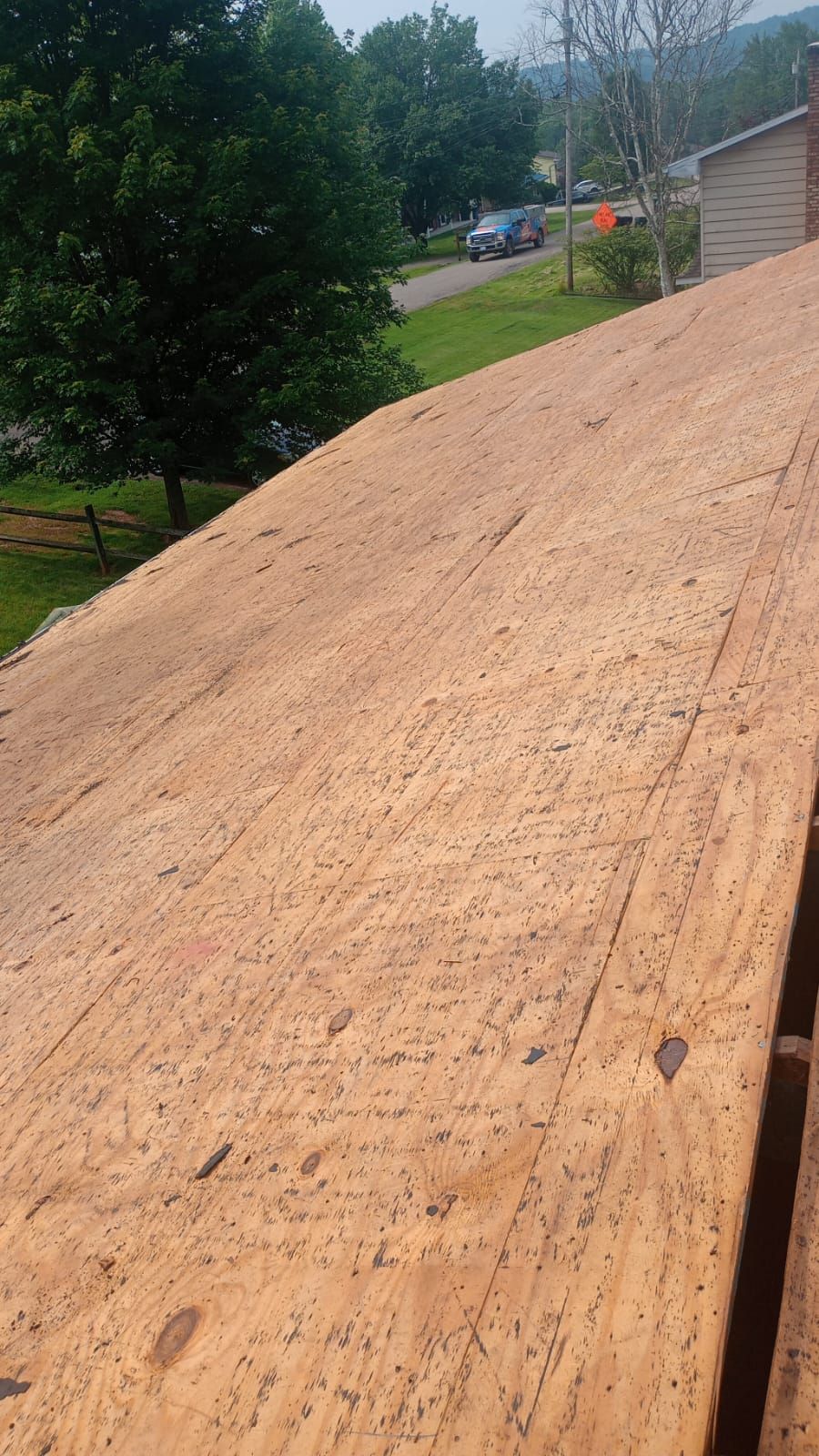 Residential Roofing Installation using GAF Timberline HDZ Charcoal by Rainstoppers Roofing