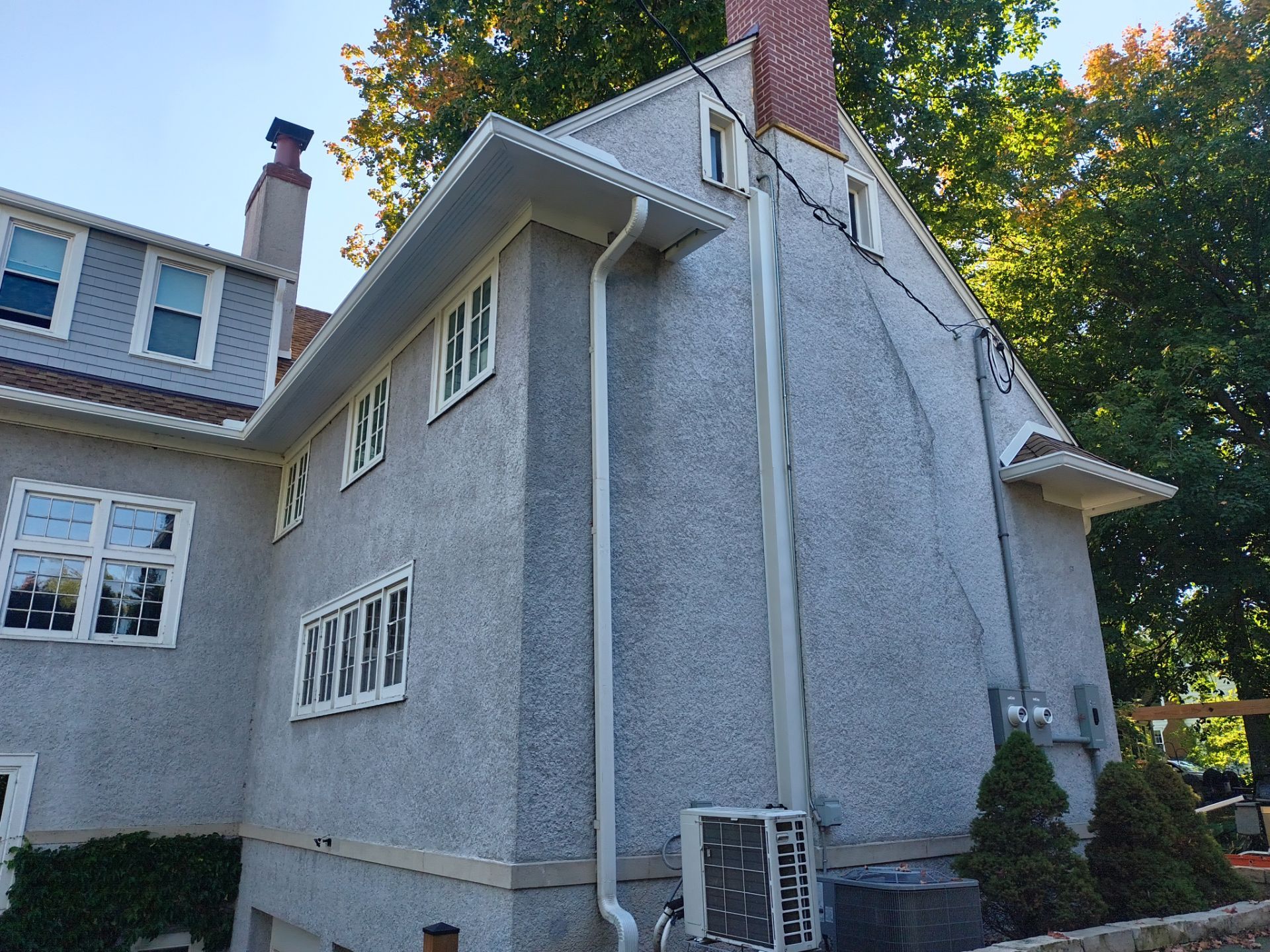 6" Seamless Gutter Installation – Minneapolis, MN by Next Level Seamless Gutters / Exteriors Inc.