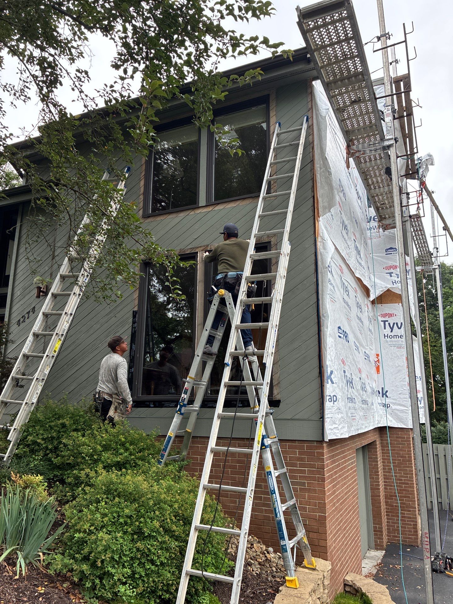 James Hardie Lap & Board and Batten in Aged Pewter at Allison Park by Ideal Siding Pittsburgh
