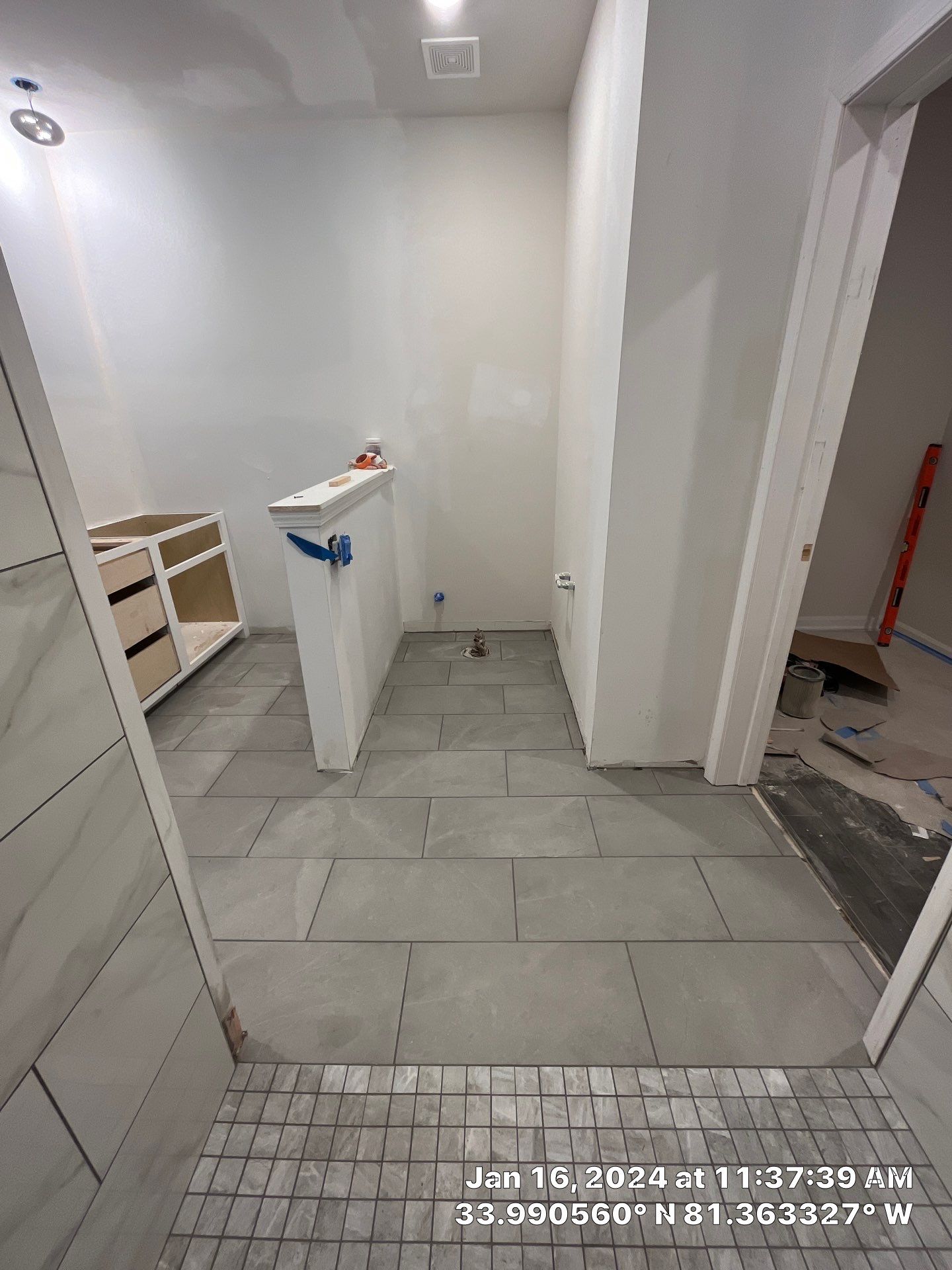 Geaux 2 Guy - Accessible Bathroom Remodel by Thompson Industrial