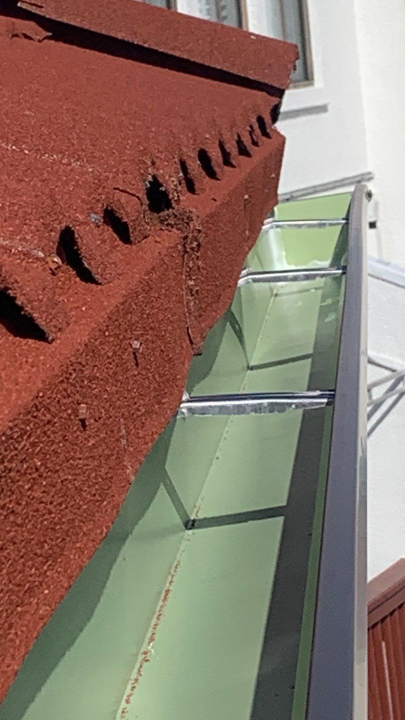 Gutter Installation using 6 Inch Seamless Gutters in Musket Brown by Gutter Professors