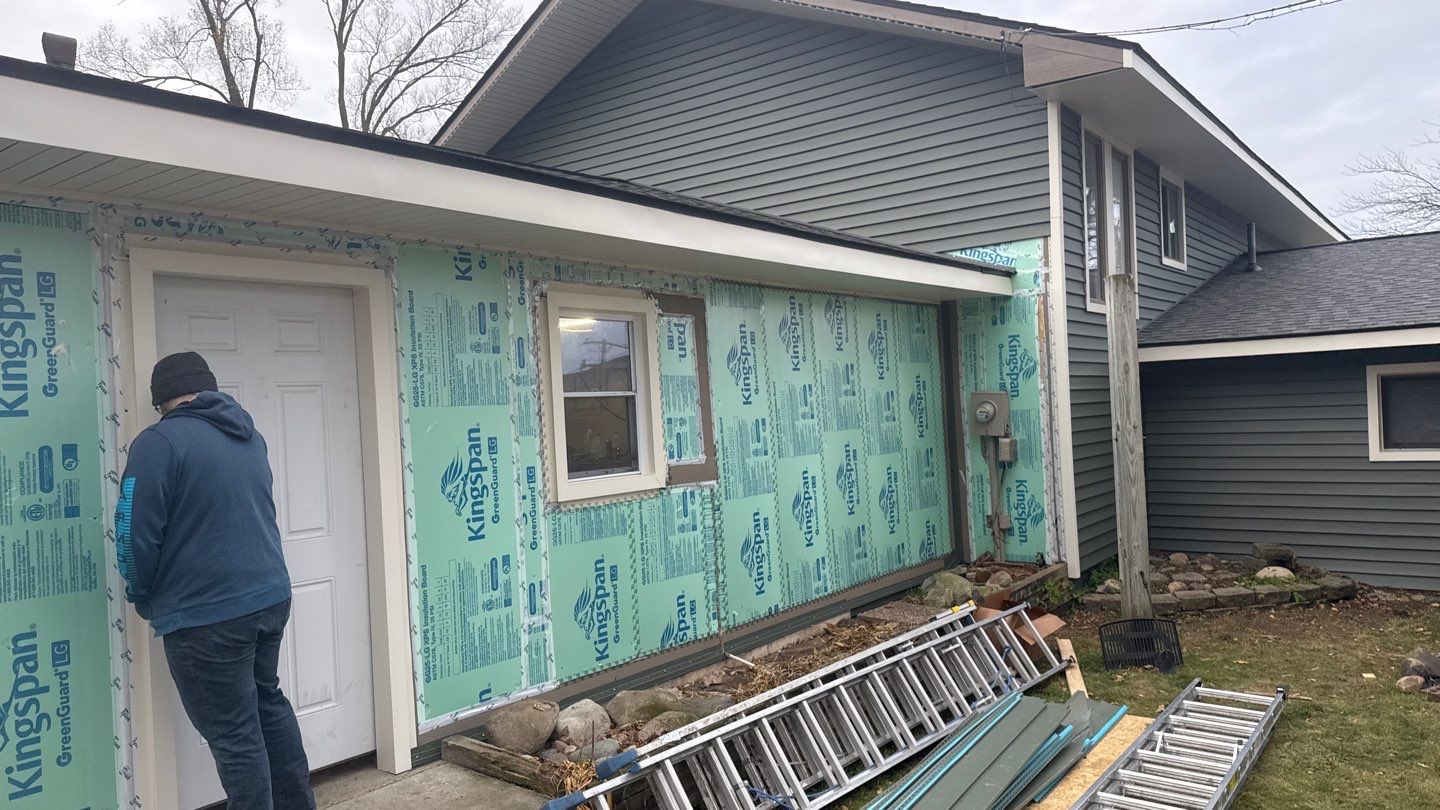 Siding Replacement using Alside Charter Oak D4.5" by 180 Contractors