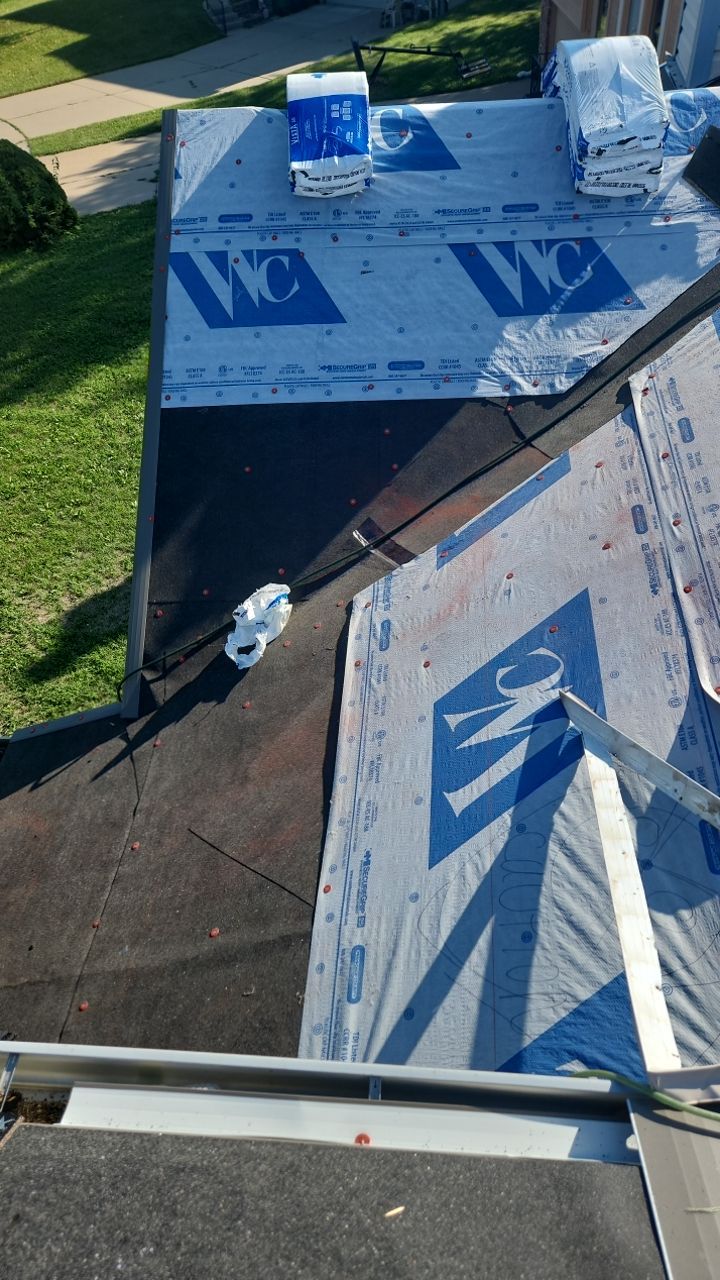 Hail Damage Re-roof in Omaha, NE by White Castle Roofing