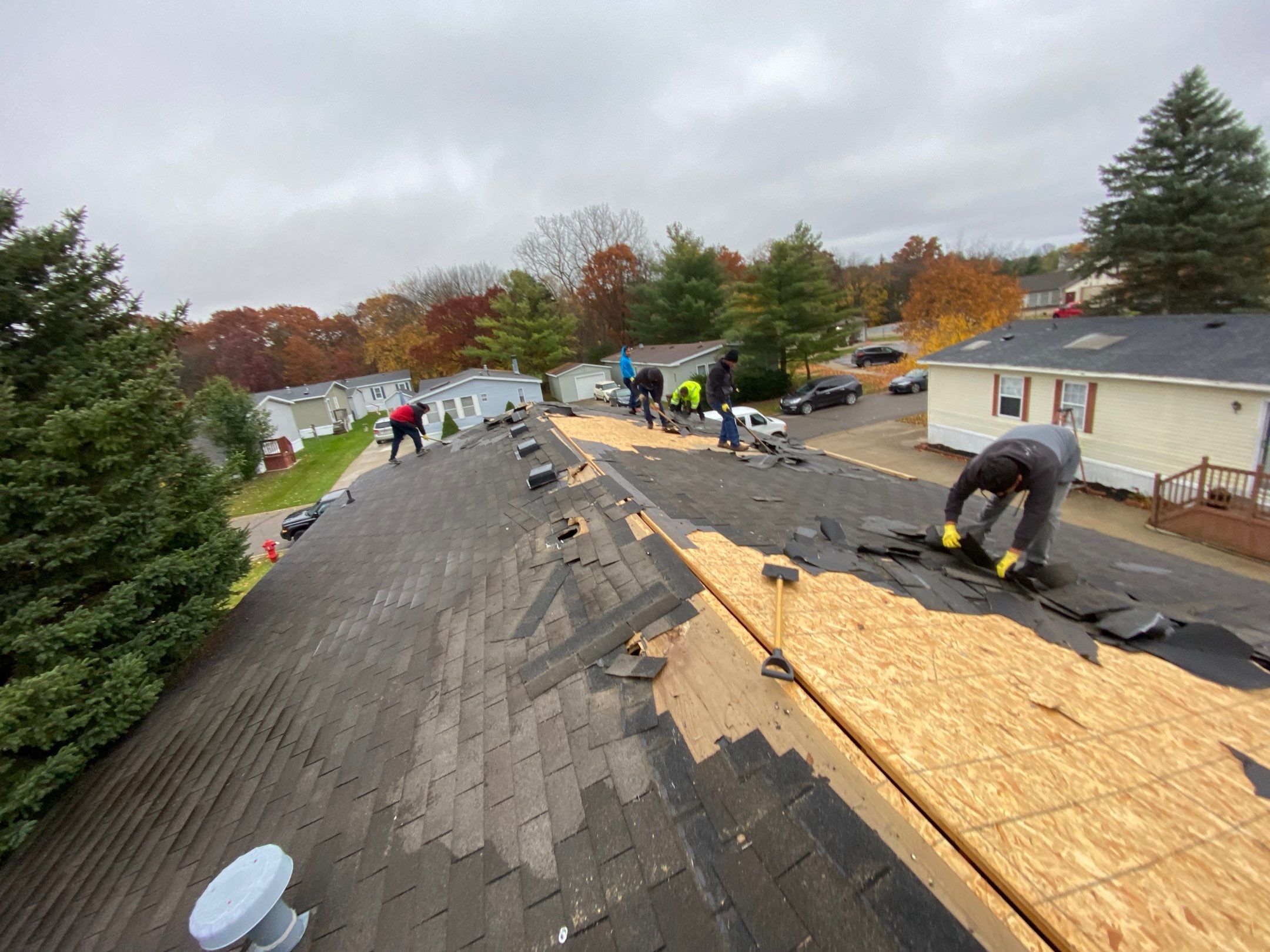 Roof Replacement using CertainTeed Landmark by 180 Contractors