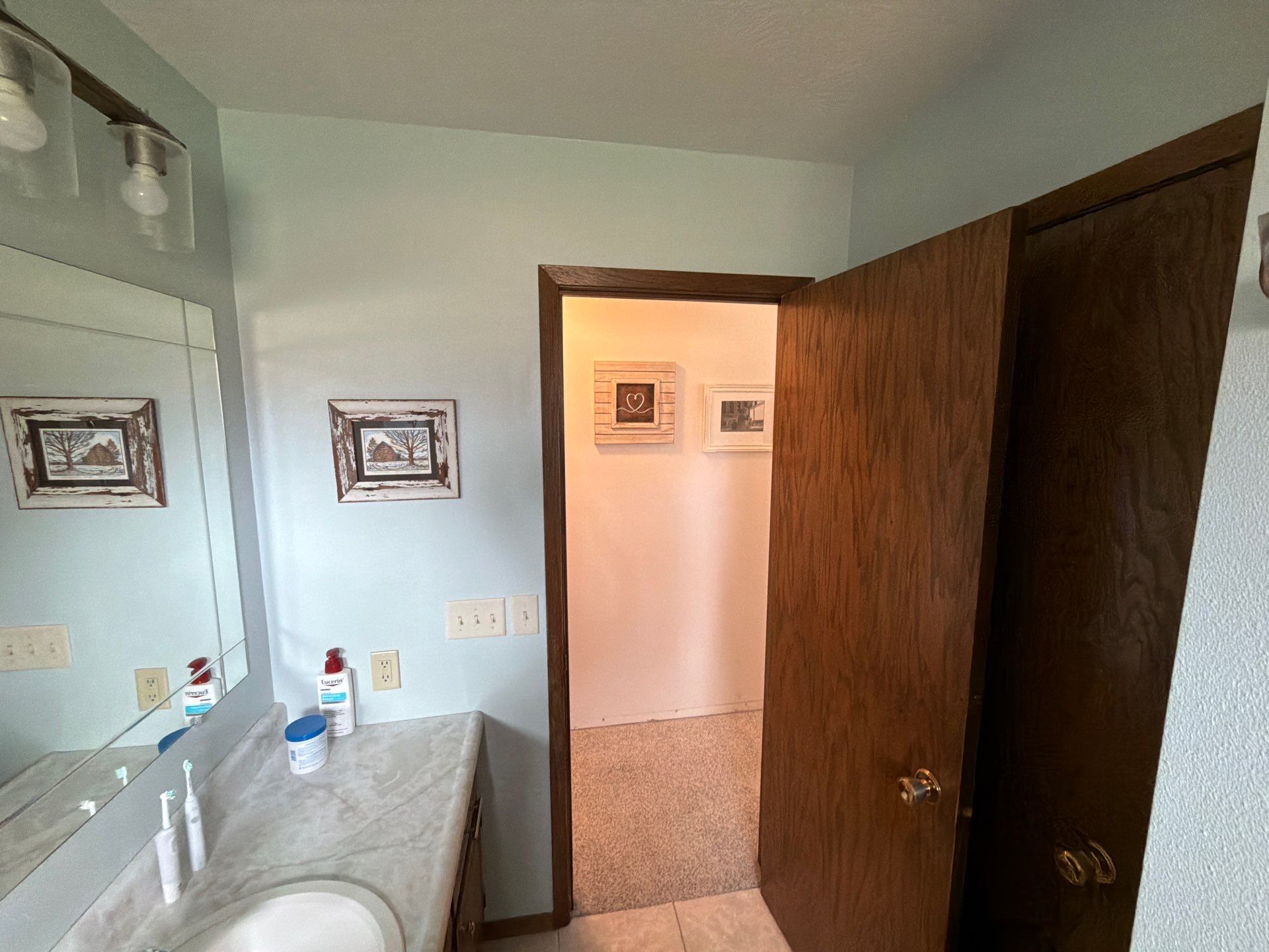 Interior Home Painting and Cabinet Refresh in Sioux Falls by Select Painting, Coatings & Garage Cabinets