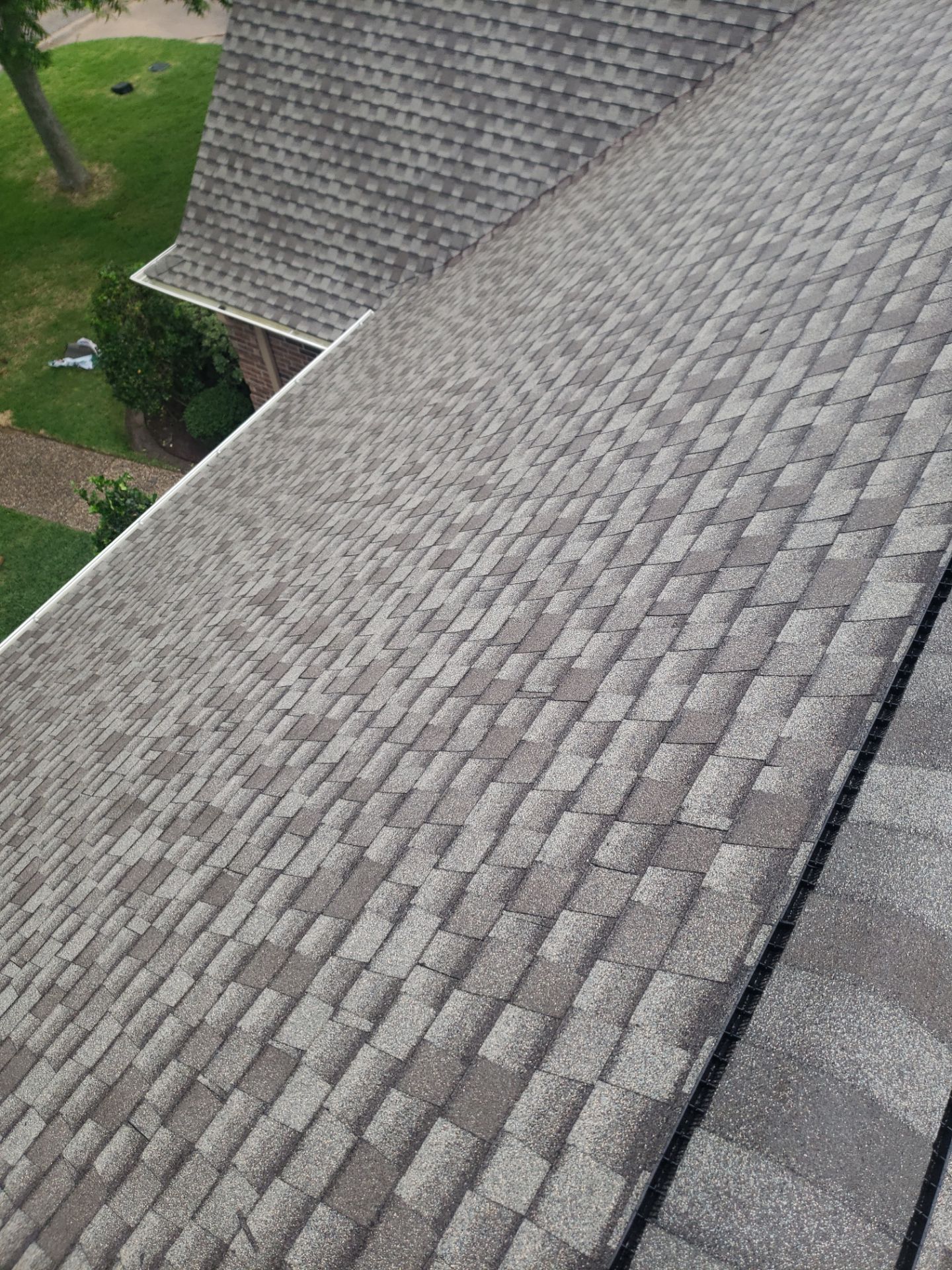 GAF UHDZ - Weathered Wood by Elite Roofing LLC
