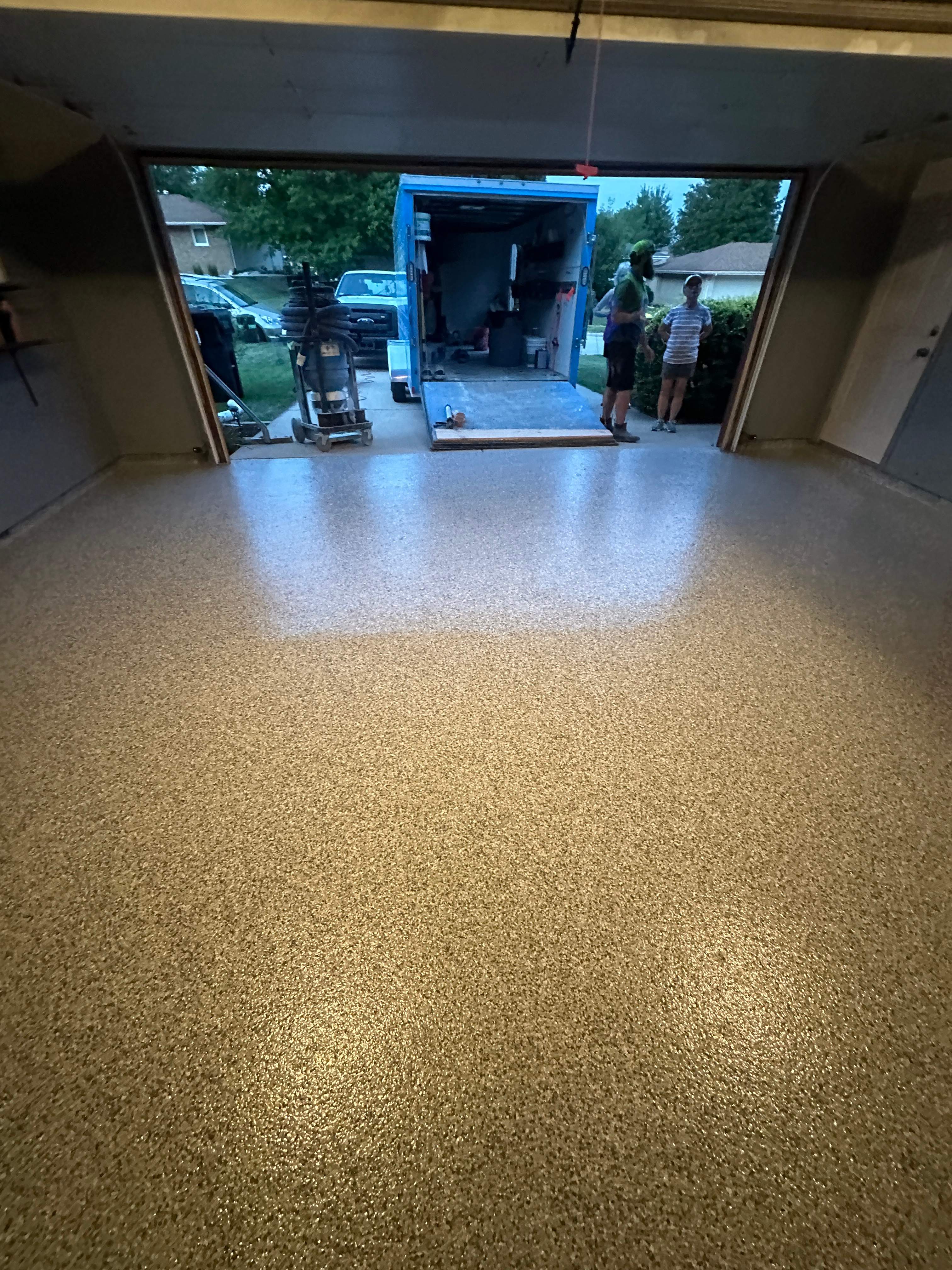 Gravel Garage Normal by Loud Bros