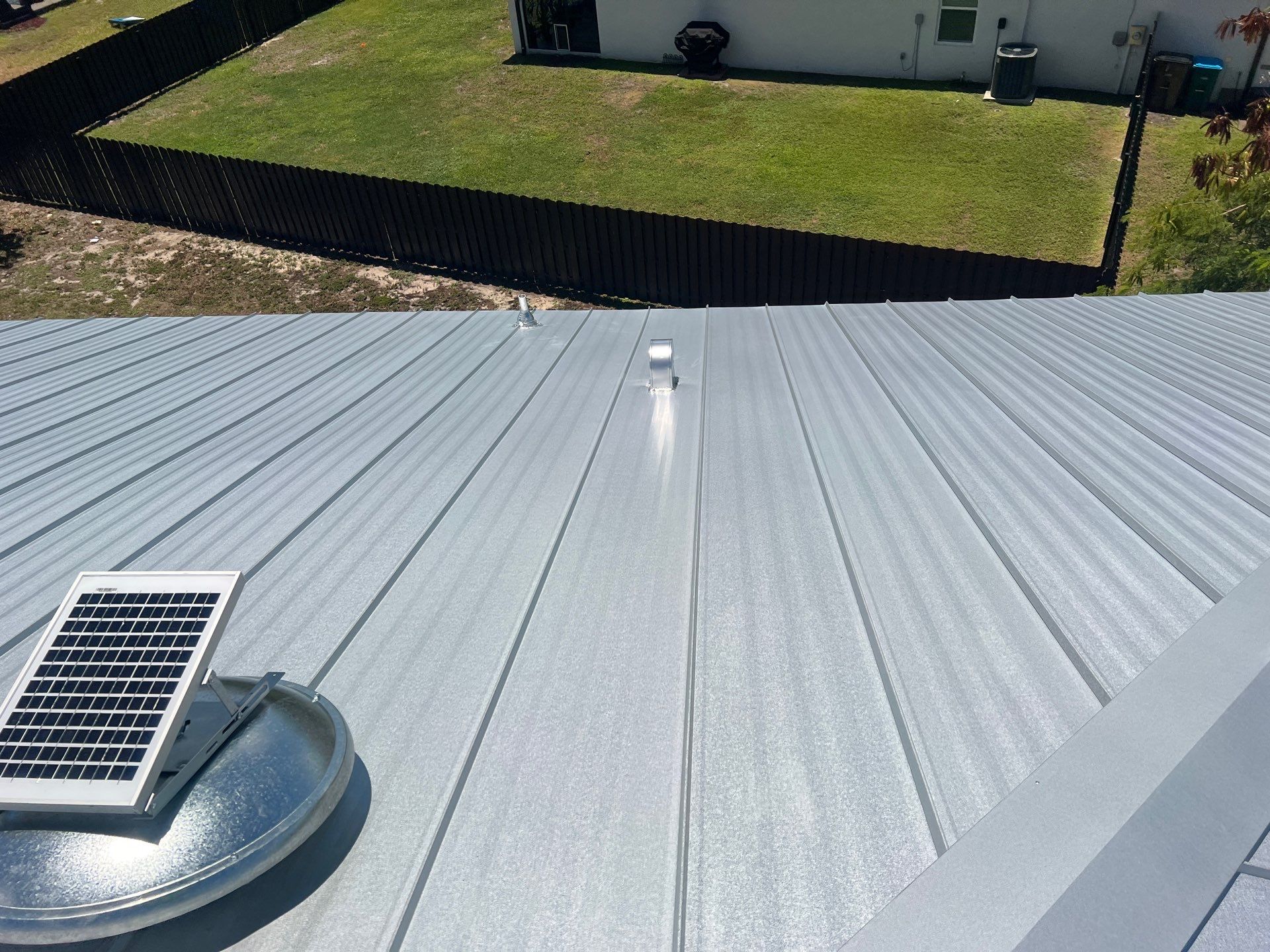 Residential Roofing Installation using Durabull Elite Seam System by Durabilis Roofing INC
