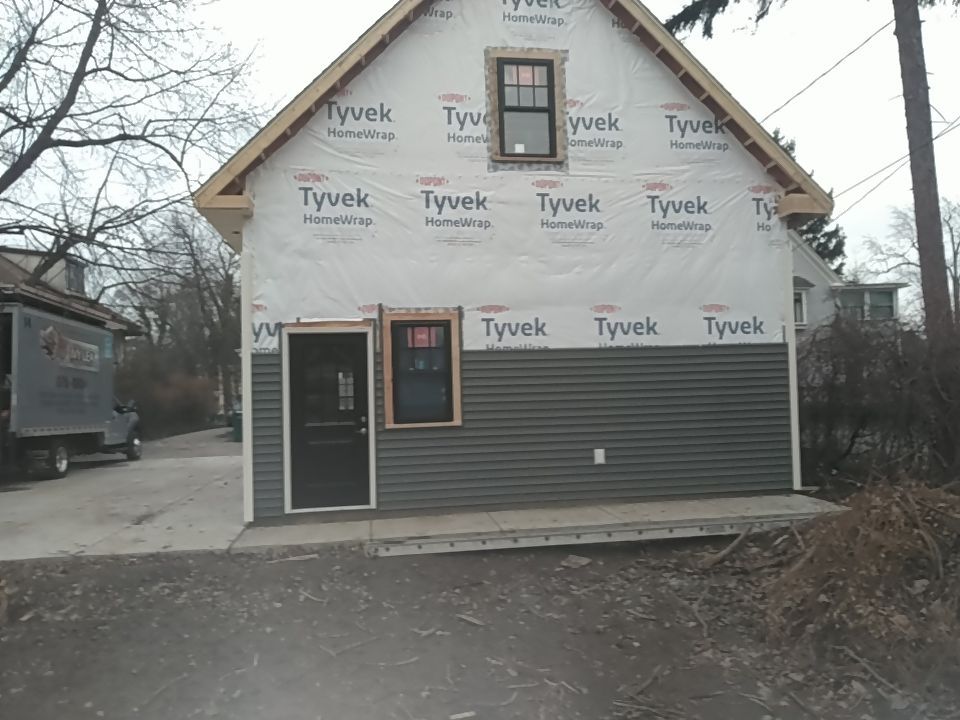 Garage by Ivy Lea Construction