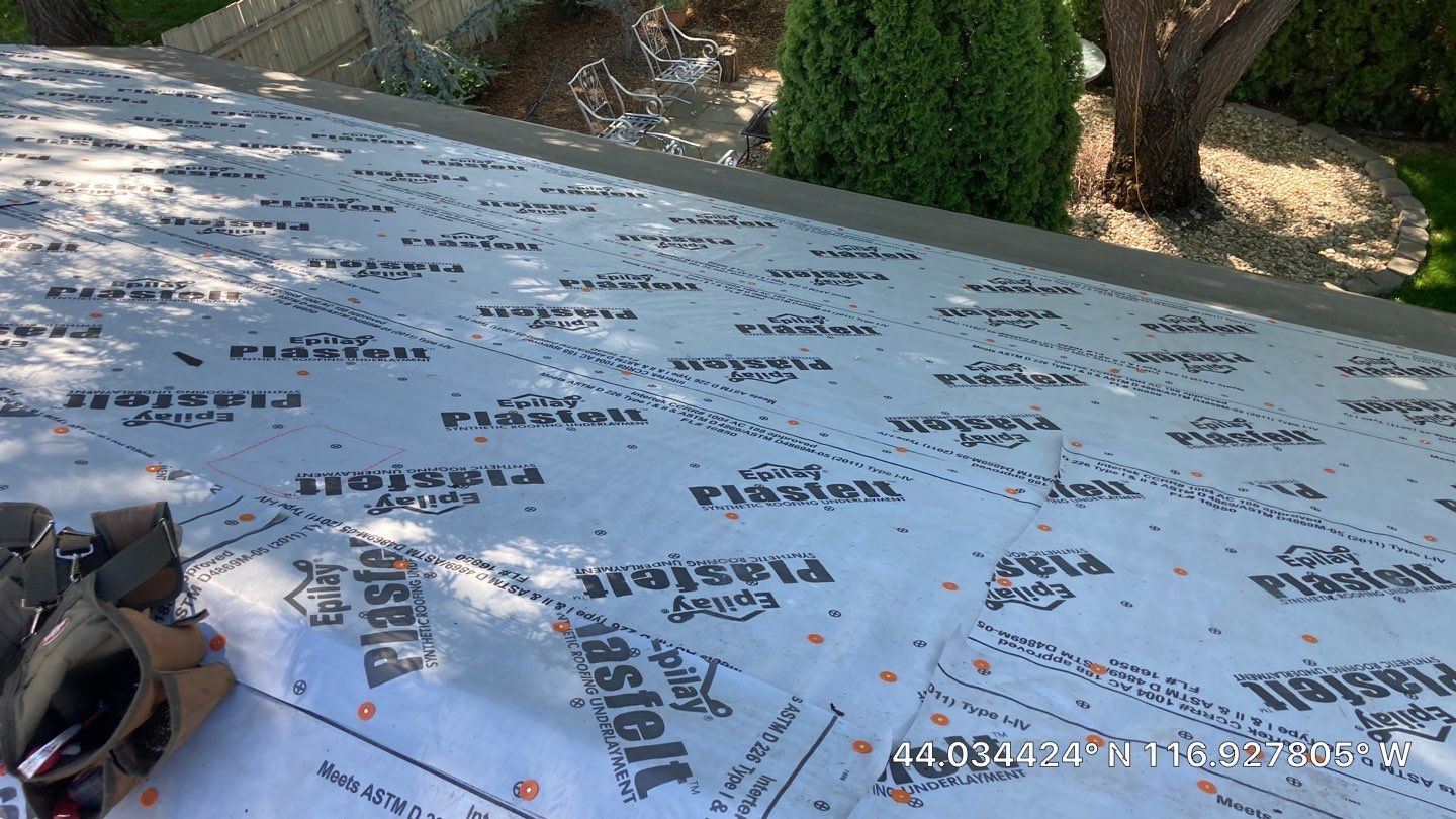 Fruitland Idaho Single Level Residential Roofing Installation using Owens Corning by ID Roofing LLC