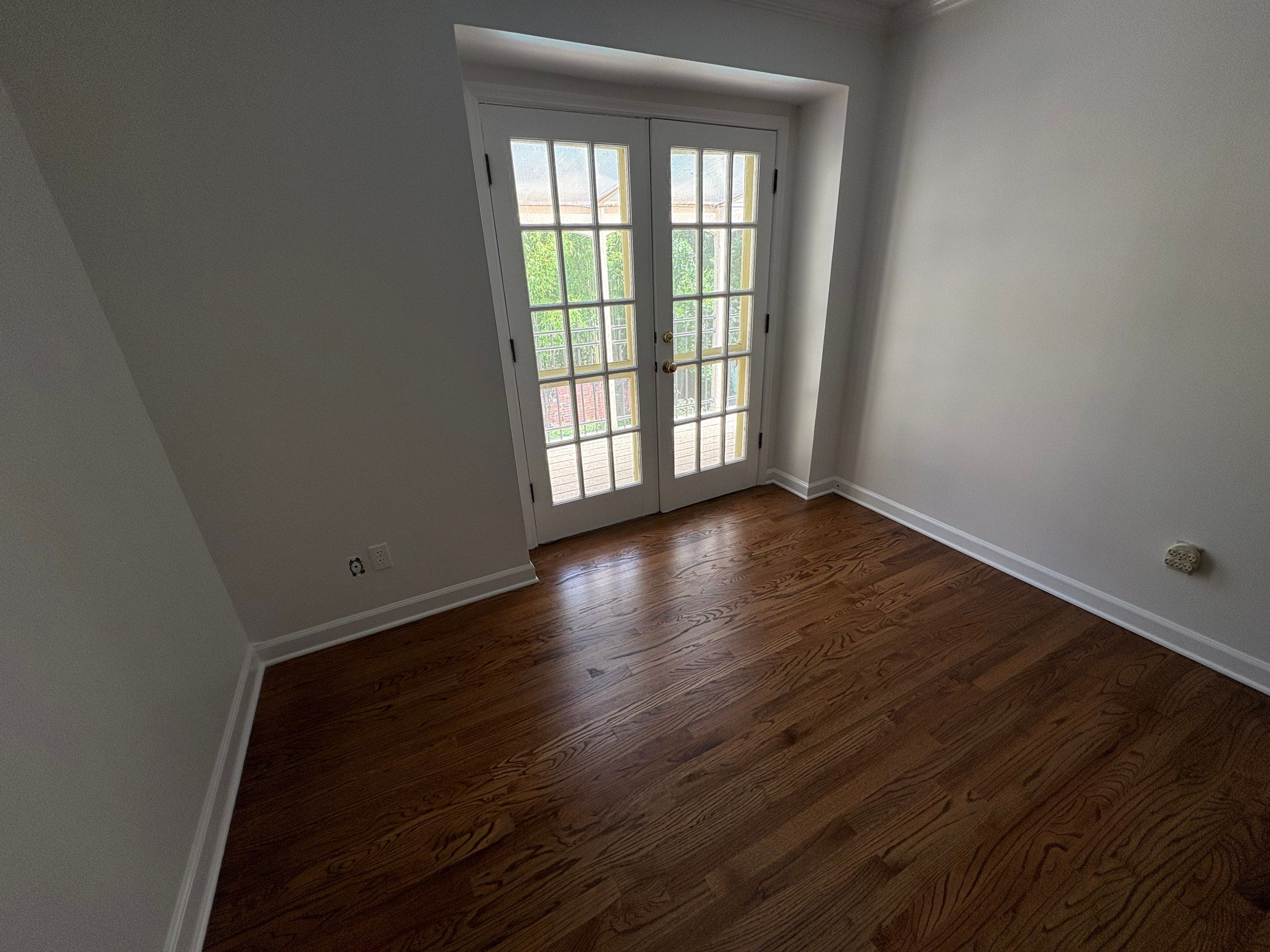 From Outdated to Elegant: A Timeless White Transformation by Atlanta's Paint Doctor