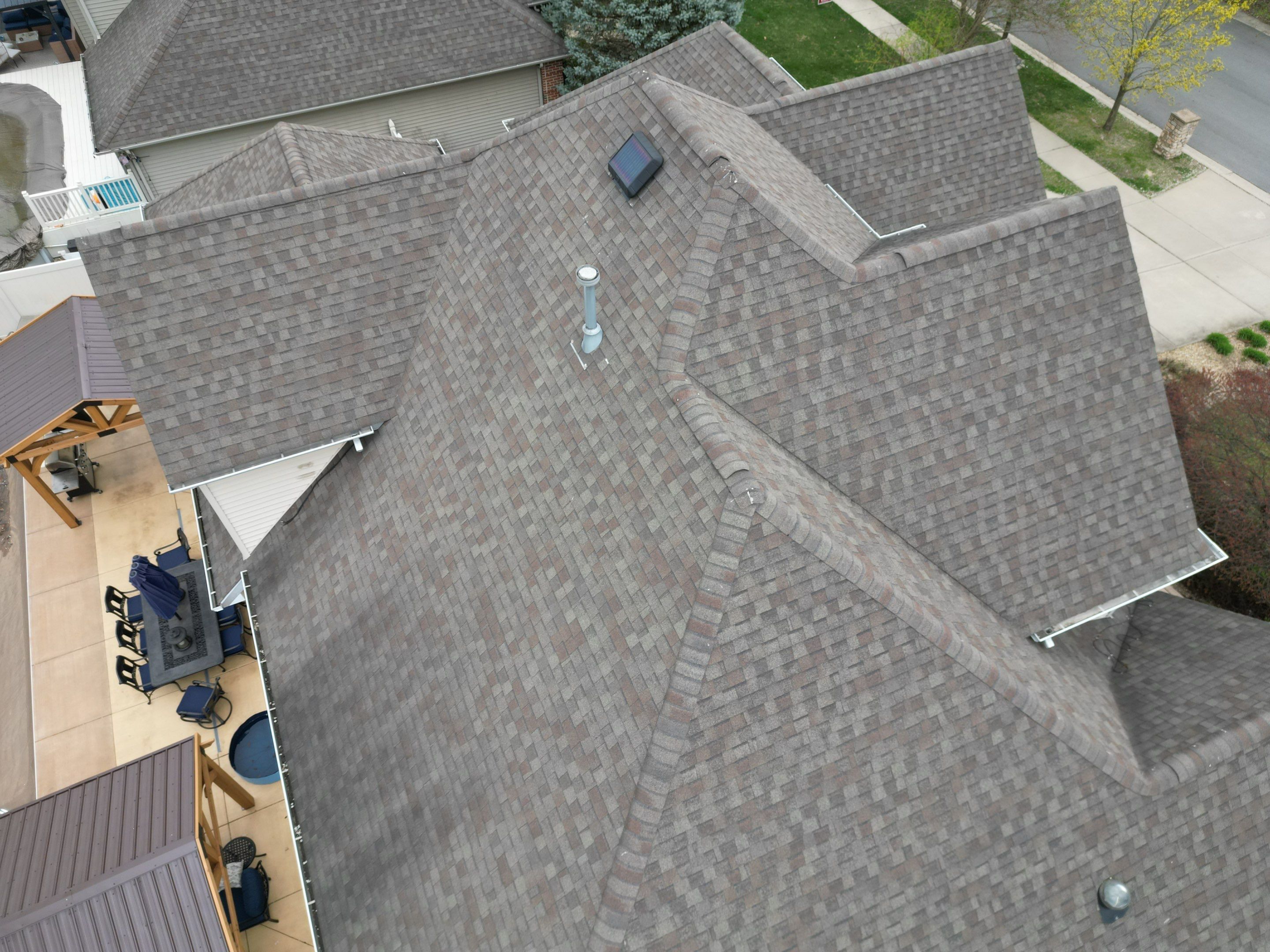 Roofing using GAF Weathered Wood by Optimal Home Improvement 