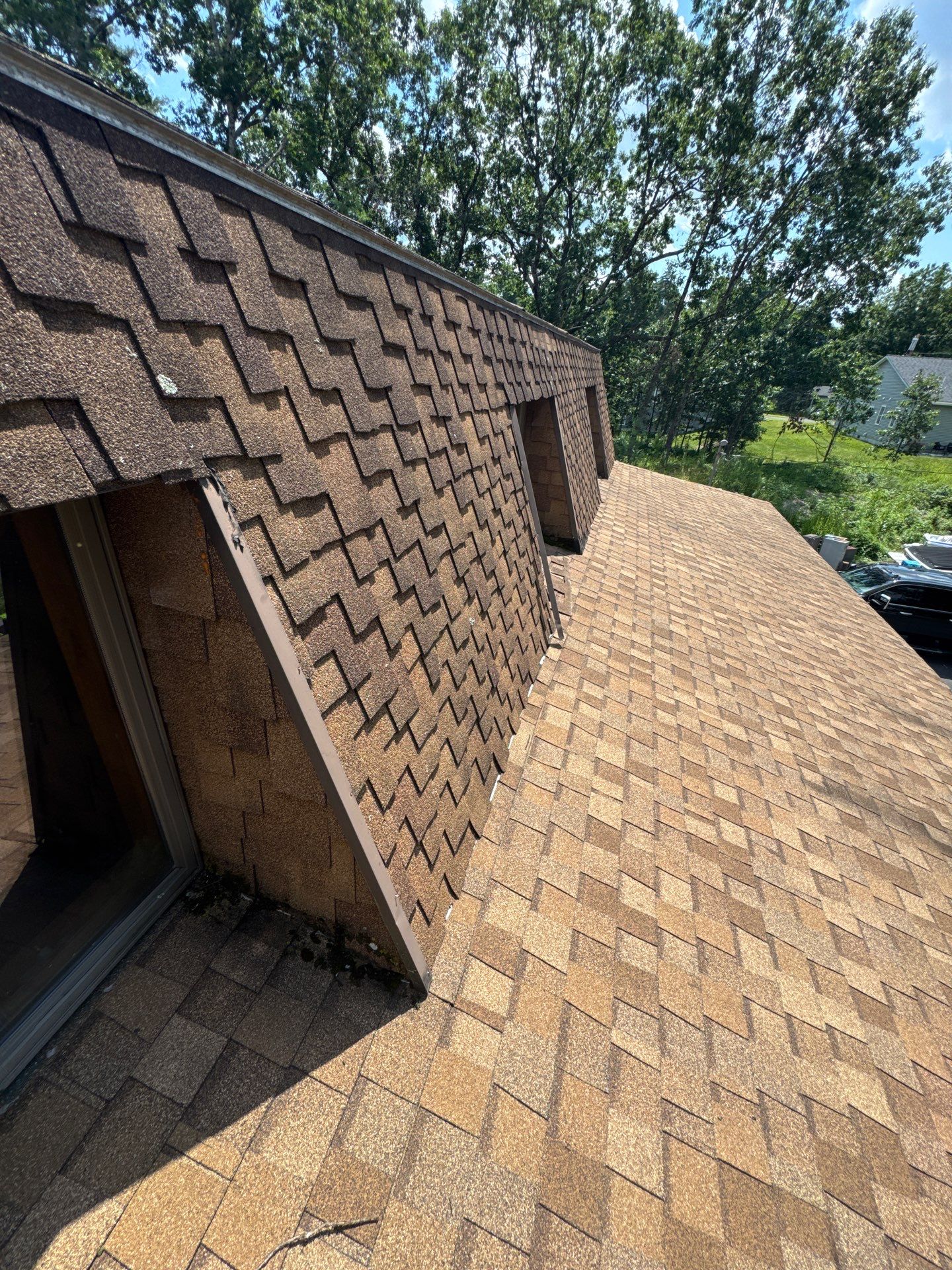 Emergency Roof Patch and Leak Mitigation in Townsend by Boston Board Up