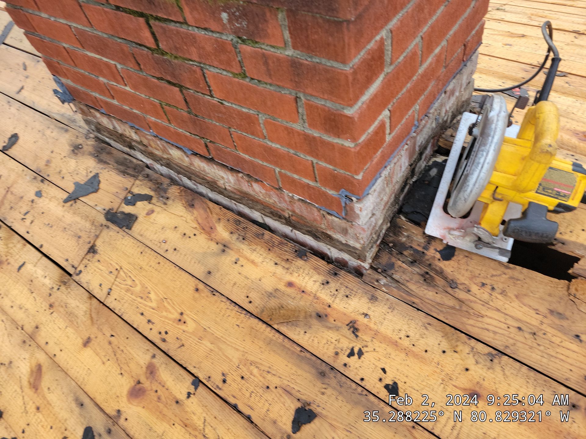 Charlotte- Williamsburg Gray by Merritt Roofing LLC