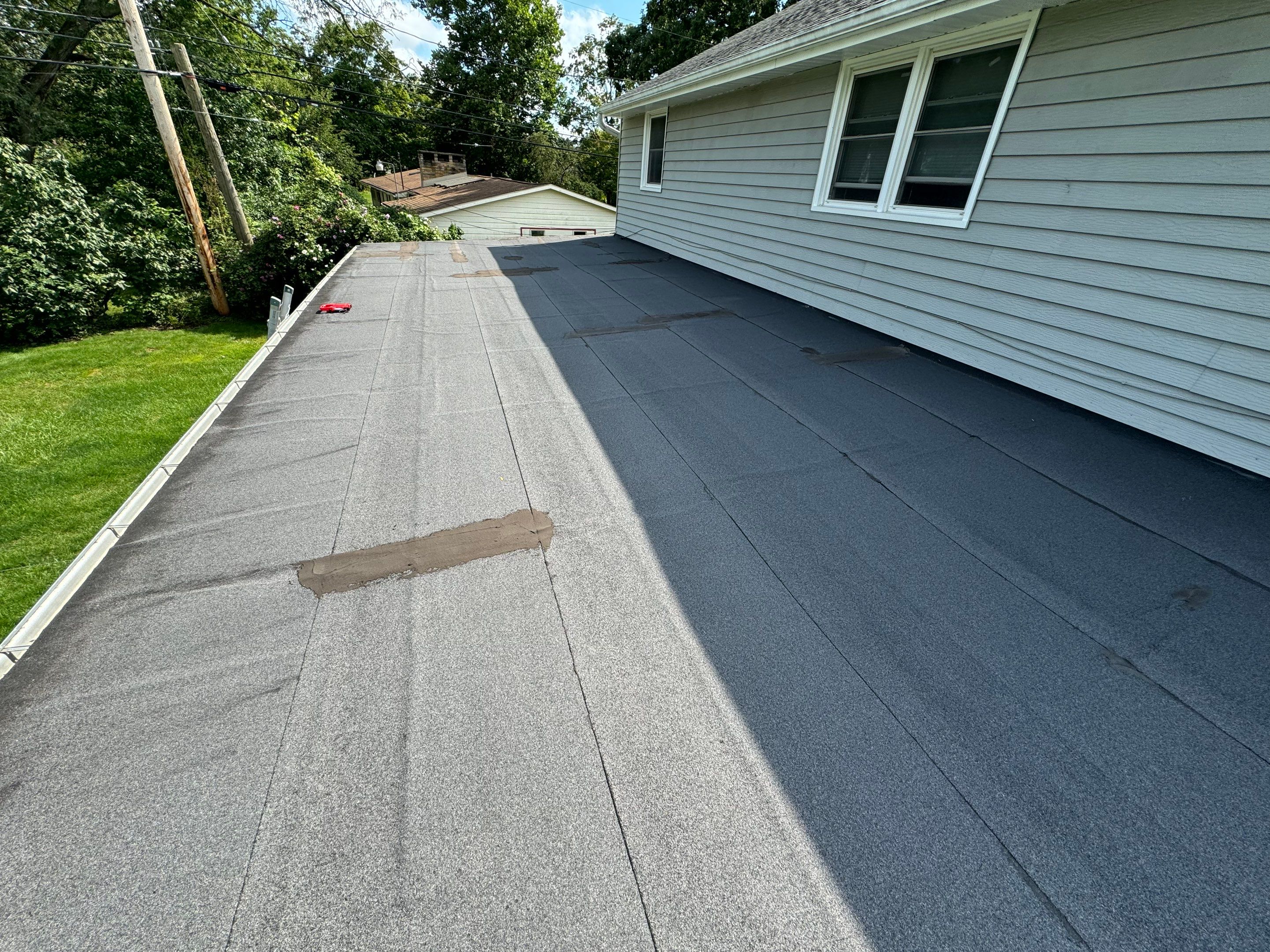 Residential Flat Roof using EPDM by GRACCO