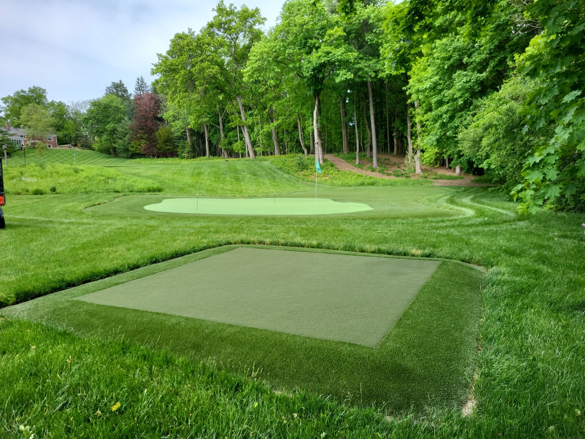 Backyard Par 3 course in Chagrin Falls, OH by Southwest Greens Midwest