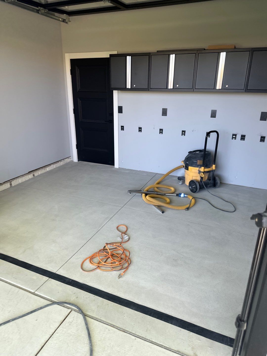Custom Flake Epoxy Garage Floor in Lincoln by Goat Coatings