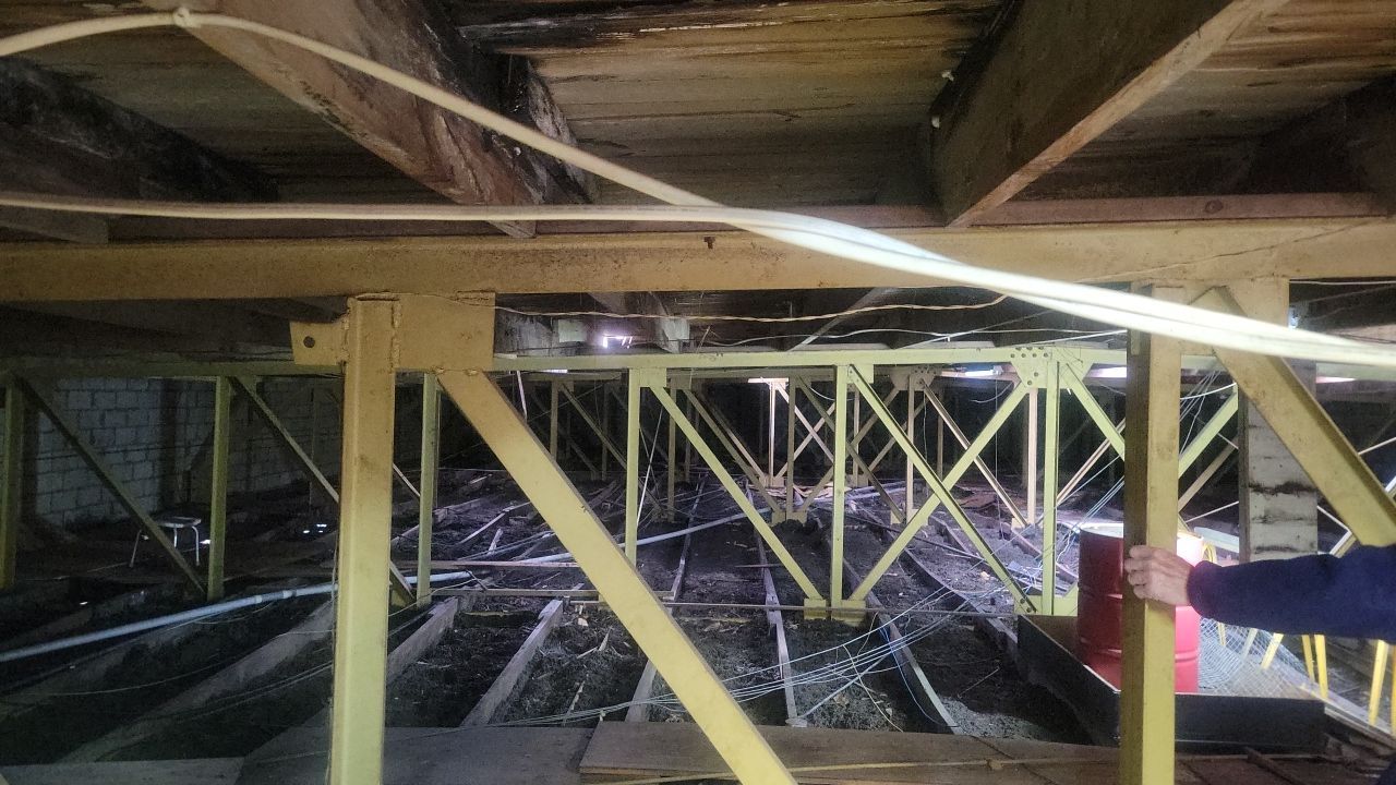 truses repair and new deking  by Xtreme interior company LLC