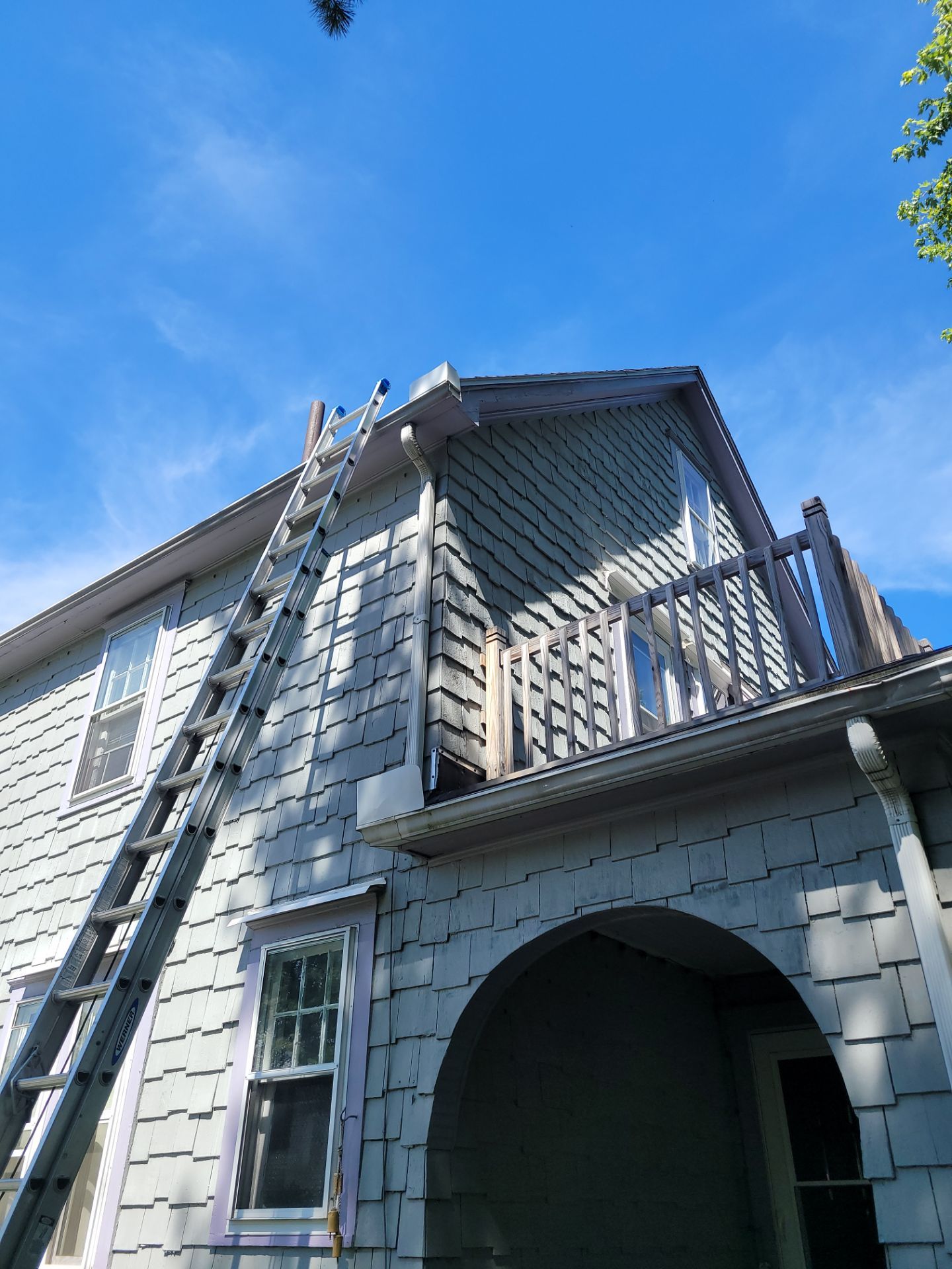 Kelly Locke by Silver Leaf Contracting 