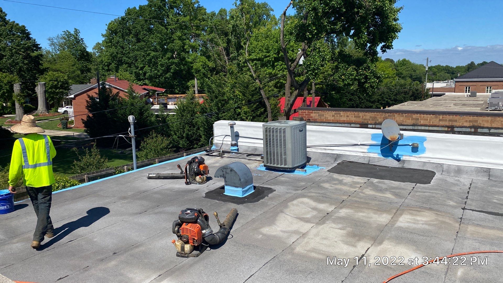 Commercial Roof Coating using Fiberseal basecoat and Silicon Topcoat by Just In Time Roofing and Restoration