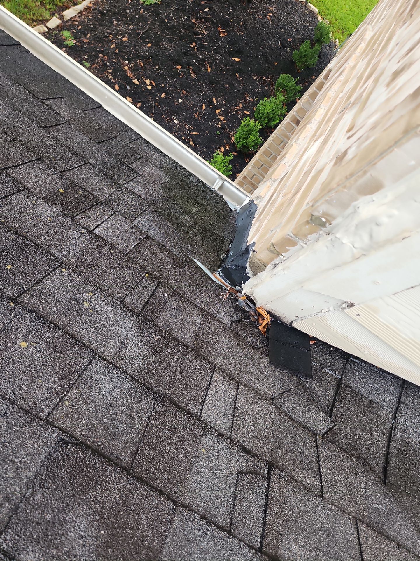 Hail Damage using Owen's Corning Duration (Lifetime) Shingles by Roof Repair Company