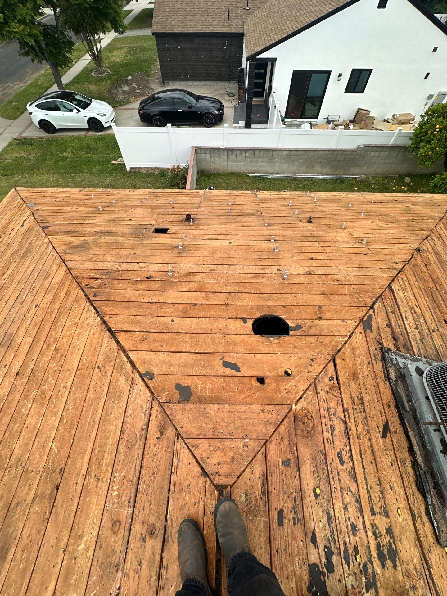 Roof Replacement - Los Angeles, CA 91335 by Epic Roof Replacement