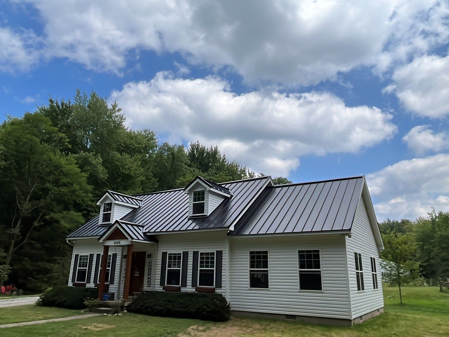 Standing Seam Metal - Black by RoofX