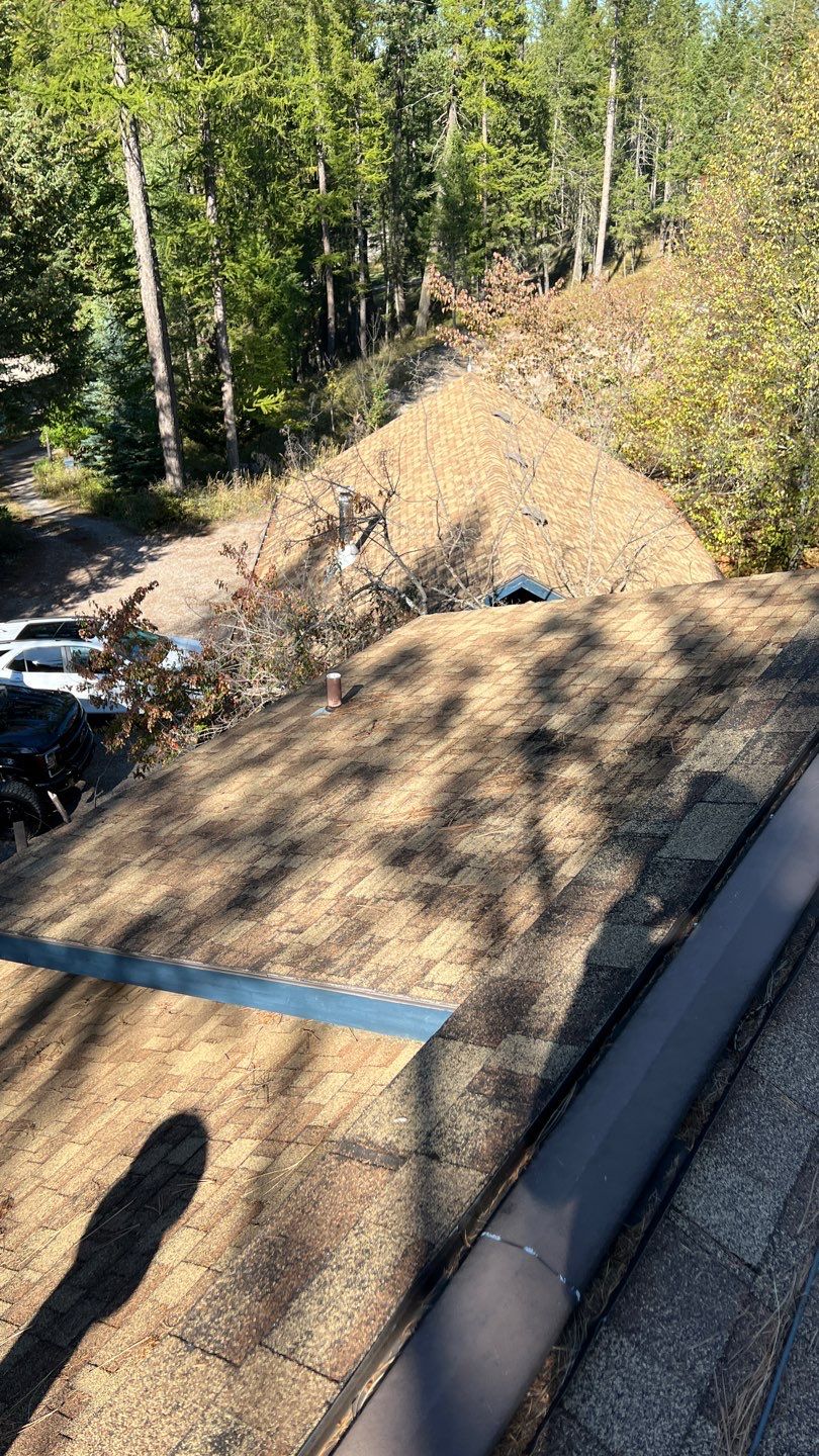 Owens Corning TruDefinition Duration - Desert Rose by Montana Roofing Solutions