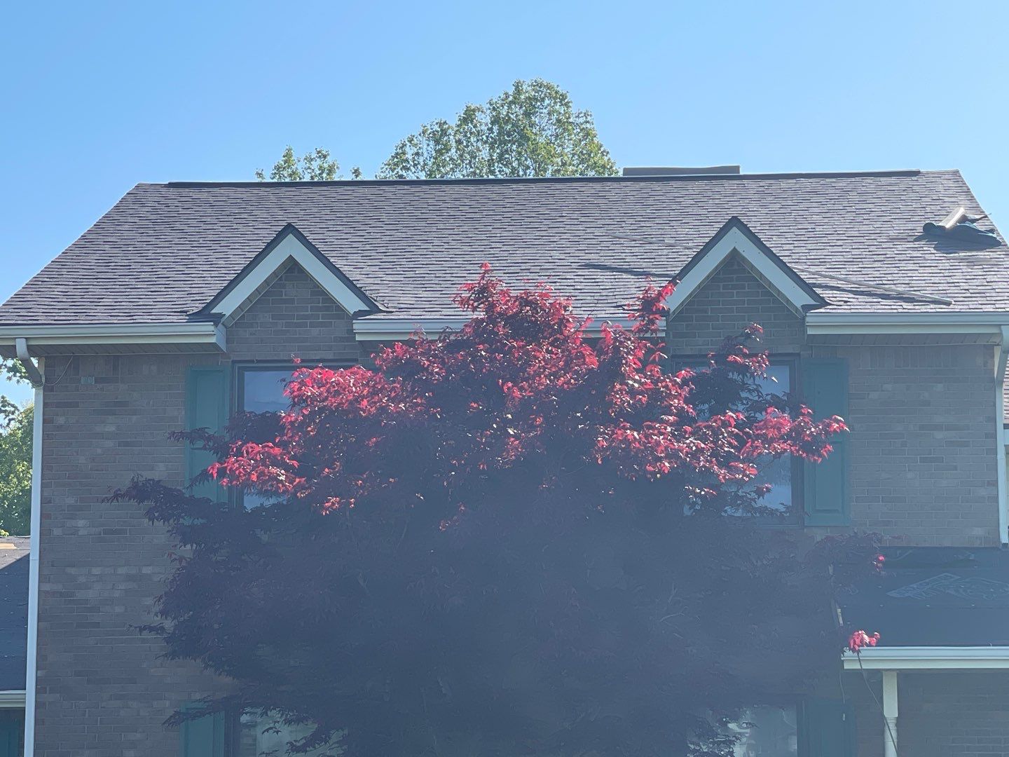 Residential Roofing Installation using Ownes Corning Brownwood Duration by Storm Contracting