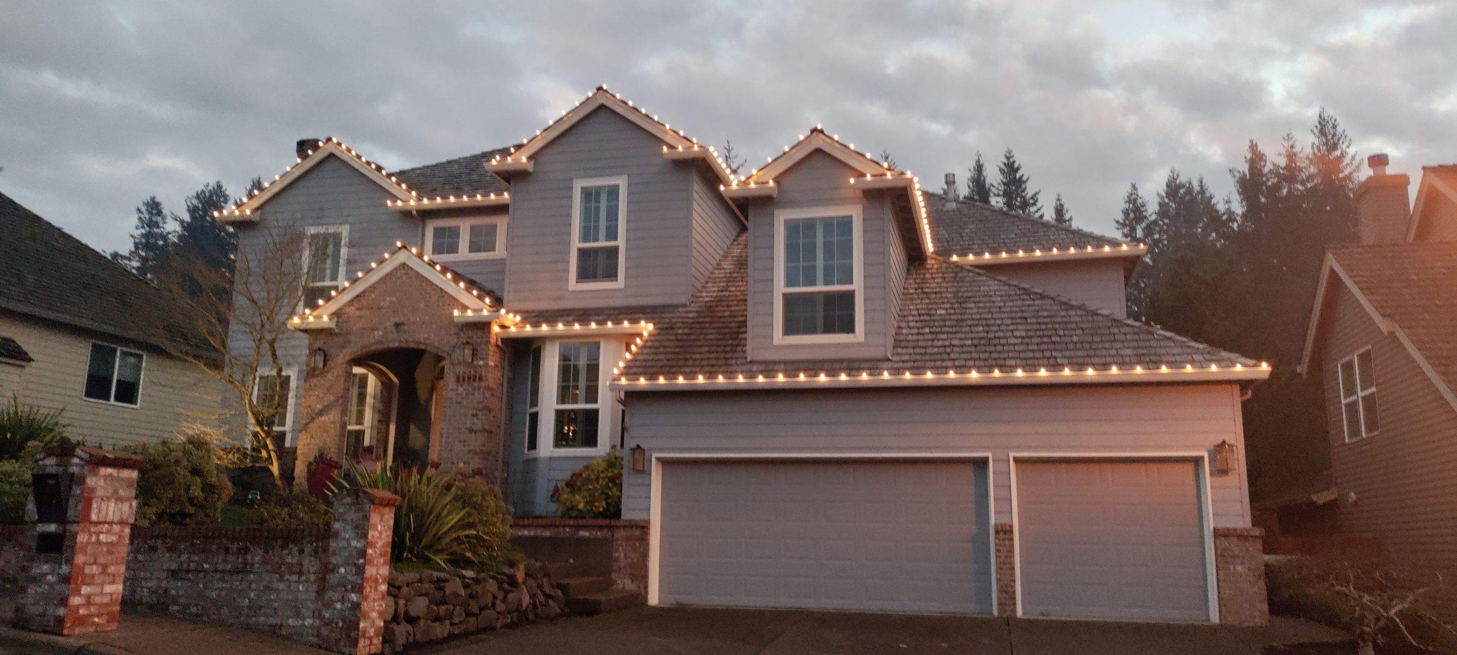 Holiday Lighting using C9 Incandescent Clear by Paul Schopp