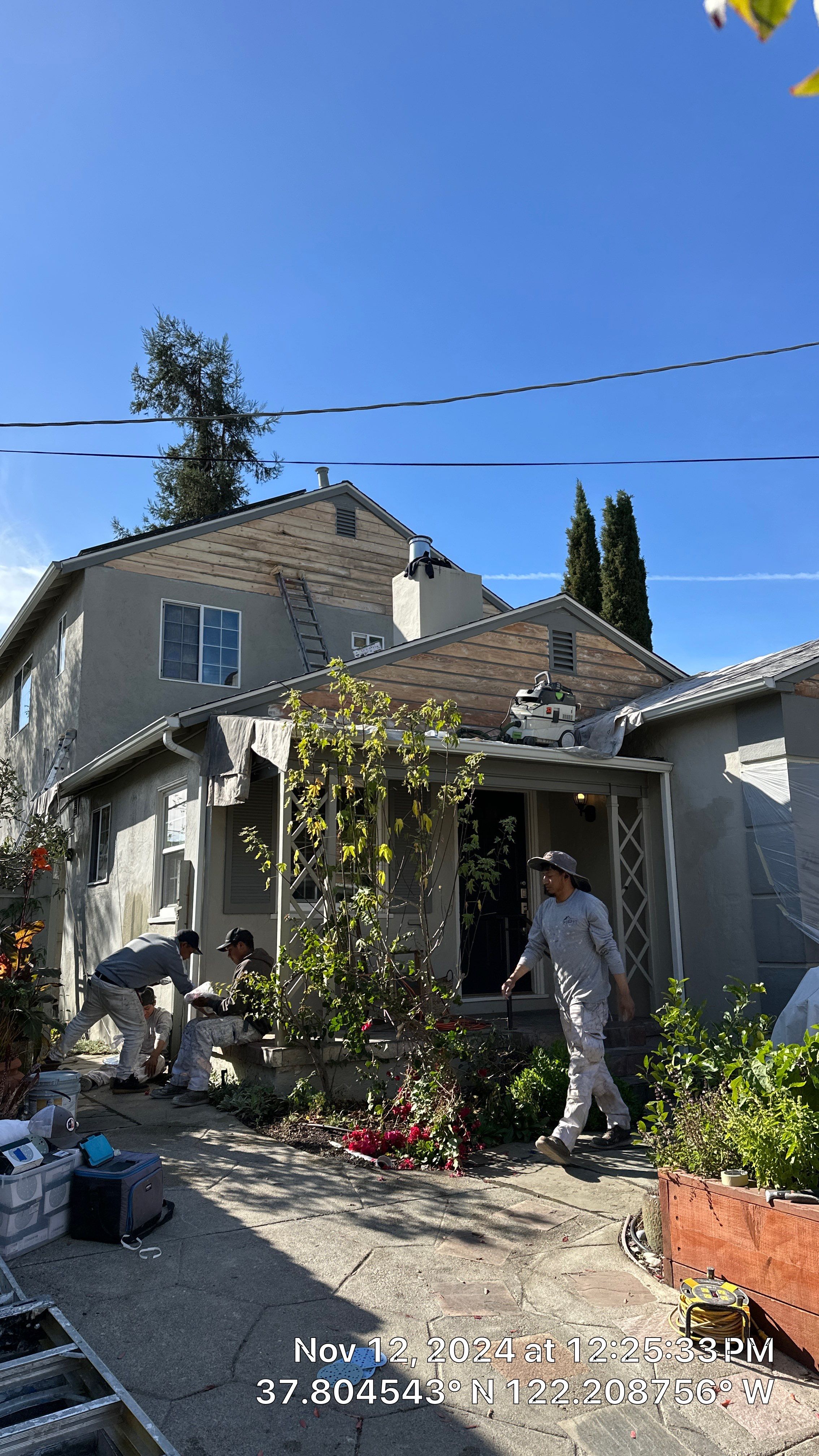 Exterior repaint-siding and stucco by Herrera’s Bay Area Painting inc.