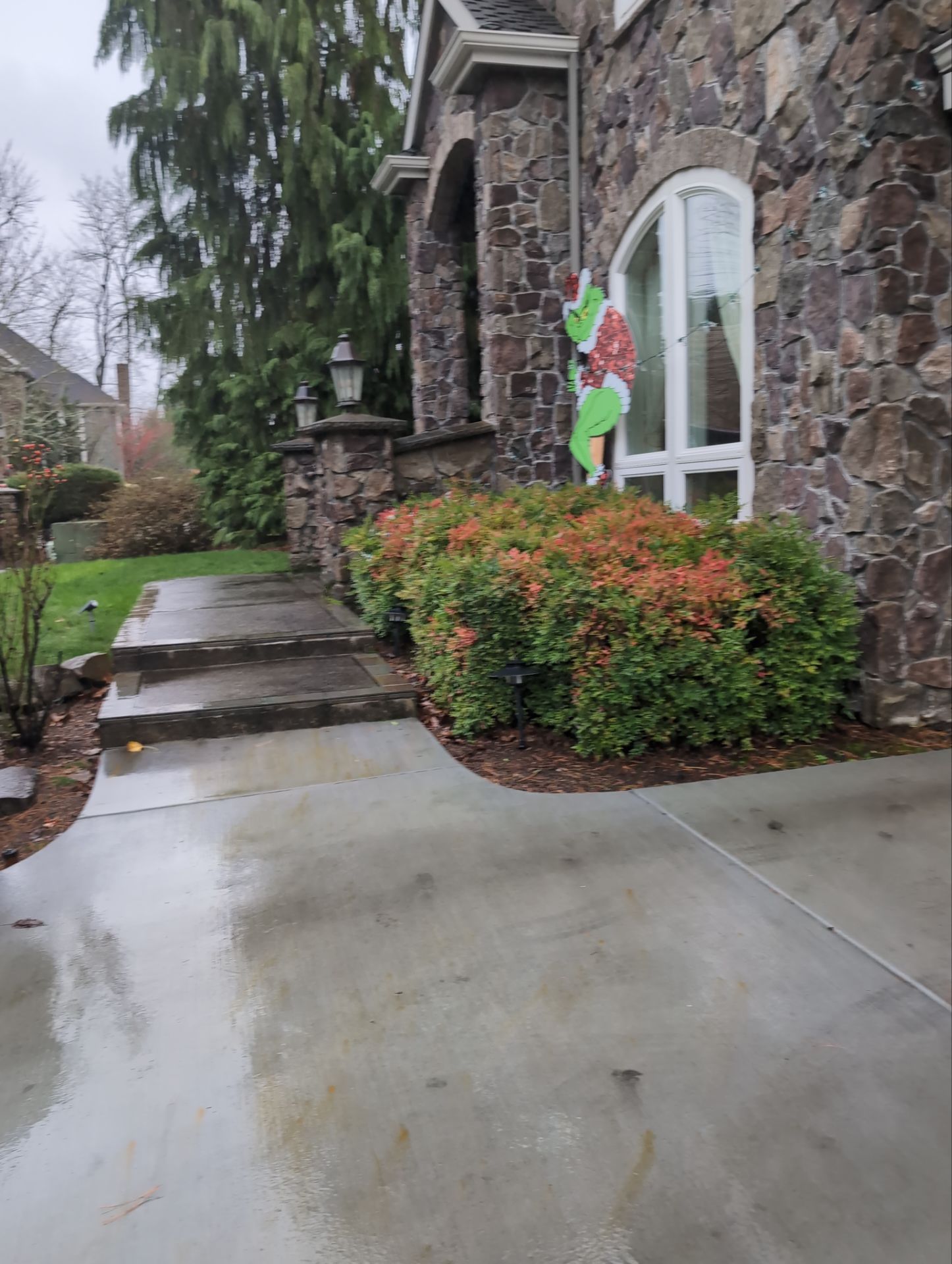 House cleaning routine maid service Project in Lake Oswego by Cloud 9 Professional Cleaning Services