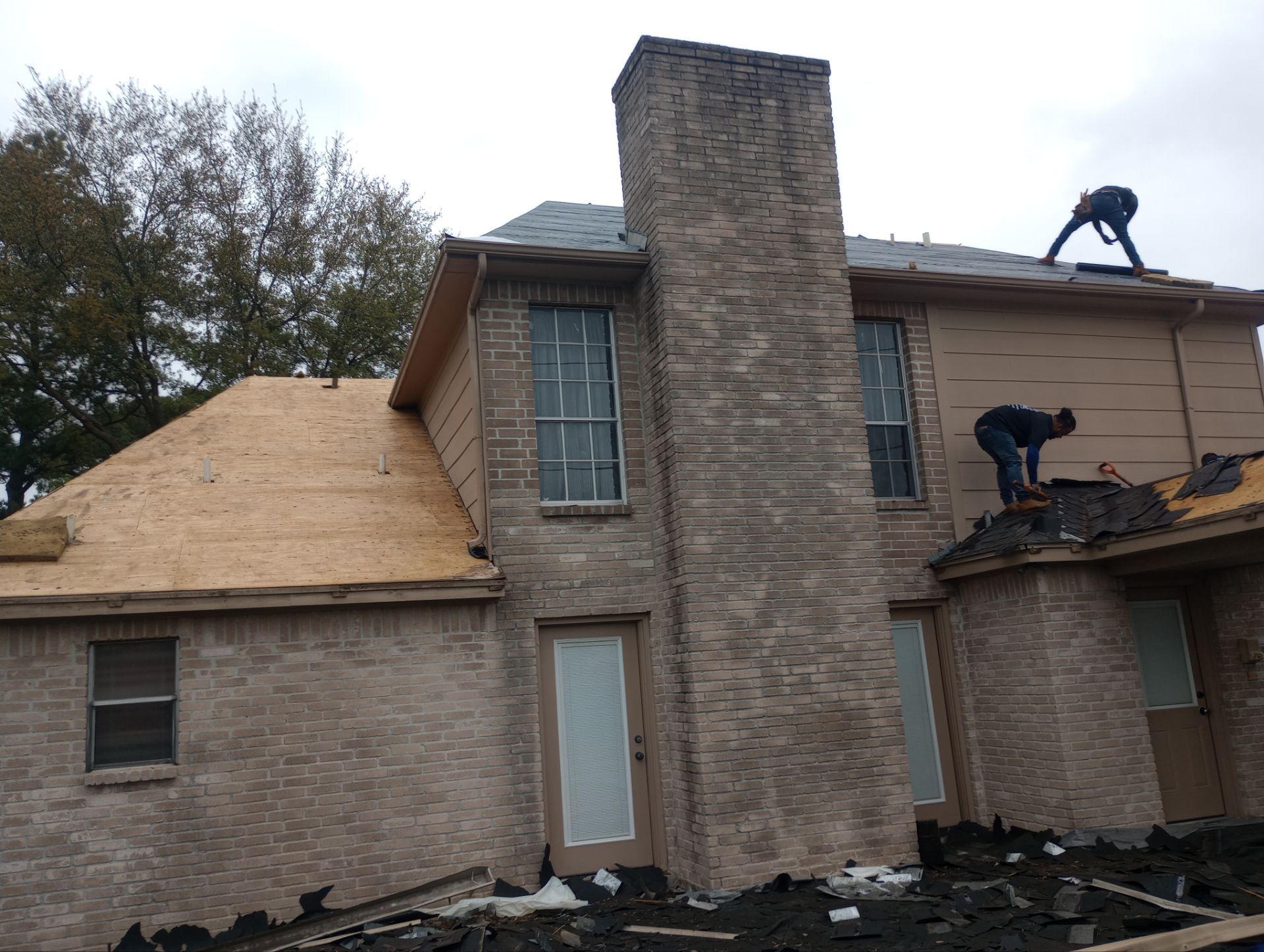 Residential Roofing Repair using Owen's Corning Duration (Lifetime) Shingles by Roof Repair Company