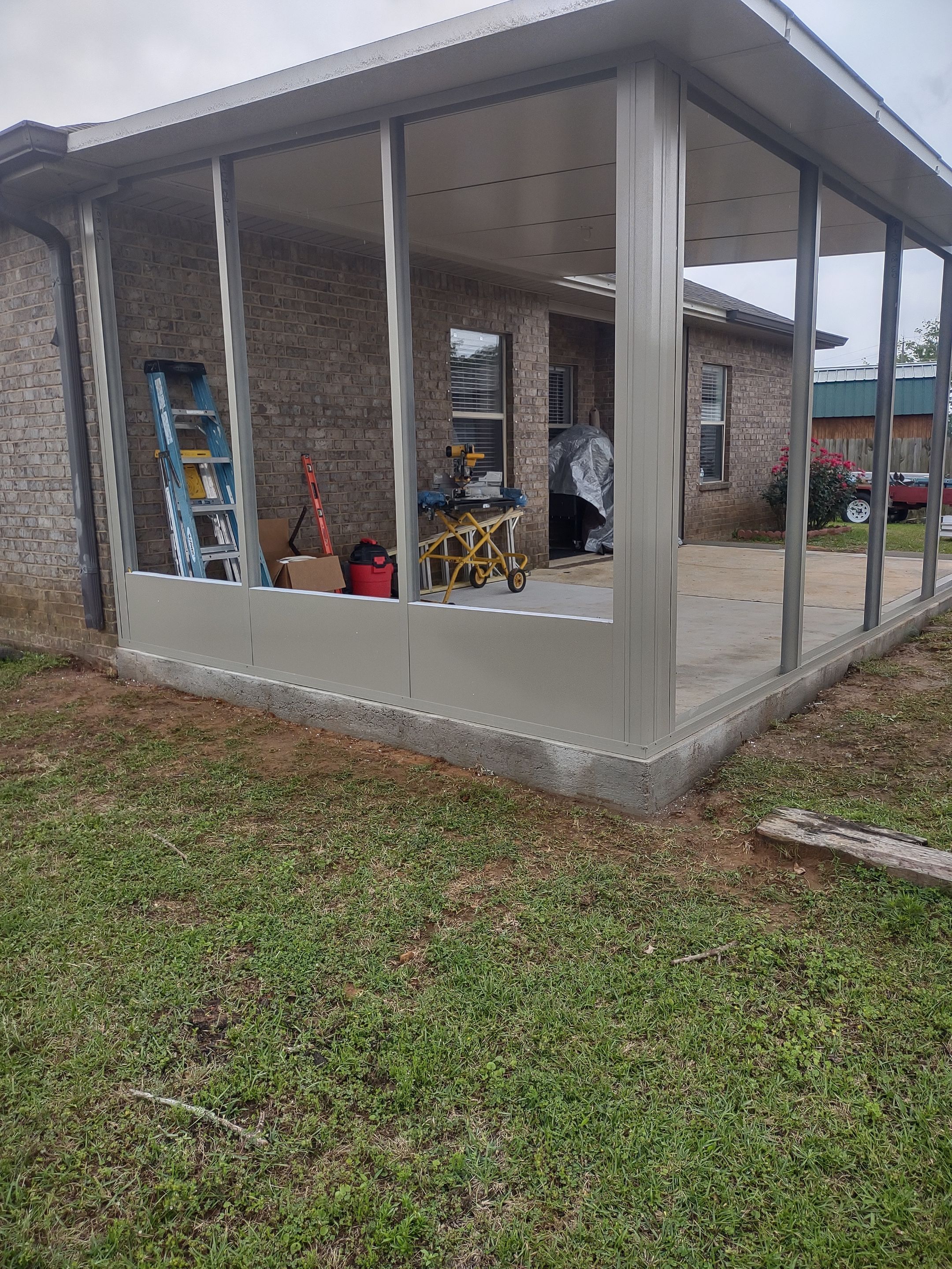 Glass Room using Colorbeam in Robertsdale, AL by Titan Sunrooms