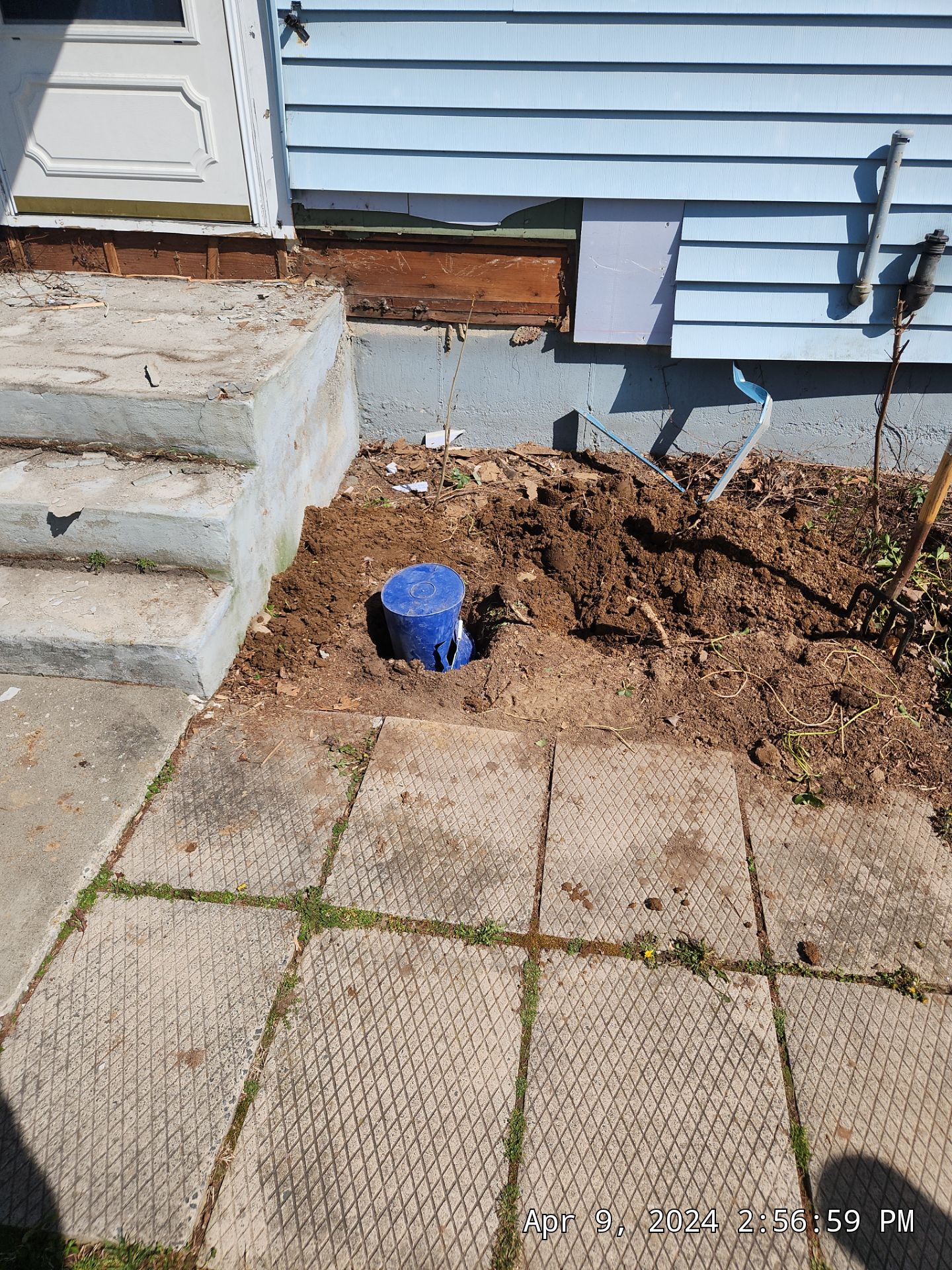 Siding Installation using Royal Building Products Carbon by A Plus Exterior