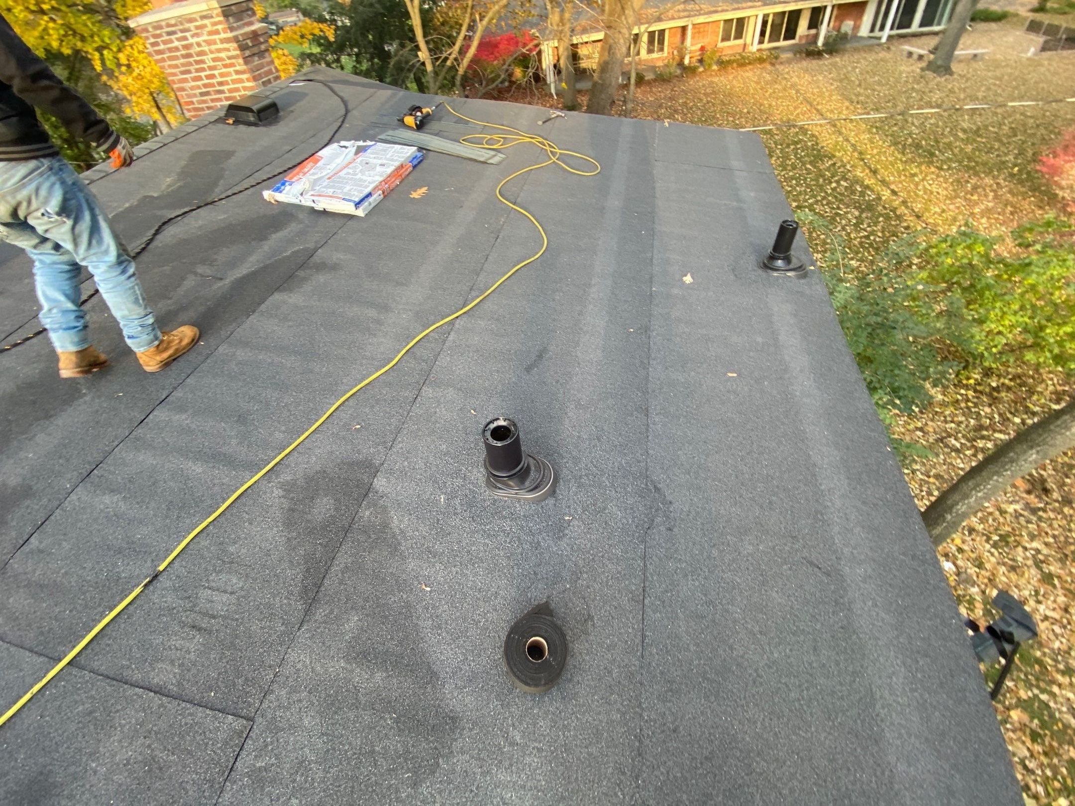 Roof Replacement using CertainTeed Landmark by 180 Contractors