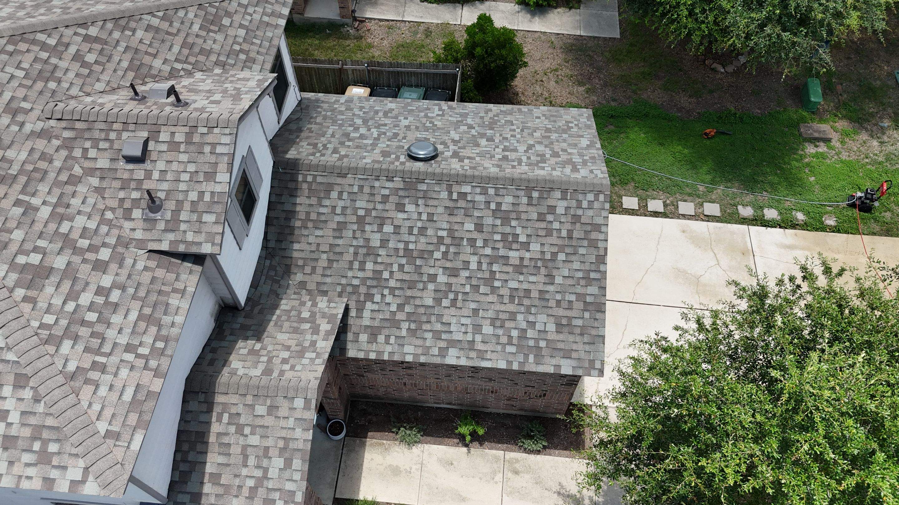 Driftwood - Owens Corning TruDefinition Duration by RoofsOnly.com
