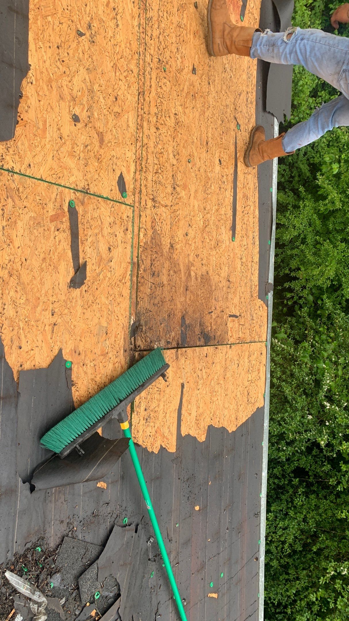 Residential Shingle Reroof using CertainTeed XT25 by Hostetler Roofing
