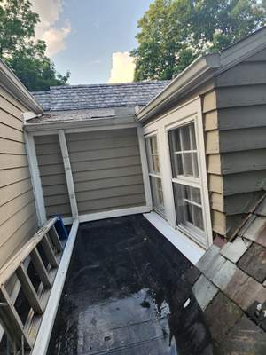 Comprehensive Gutter and Roof Maintenance Assessment in Dayton