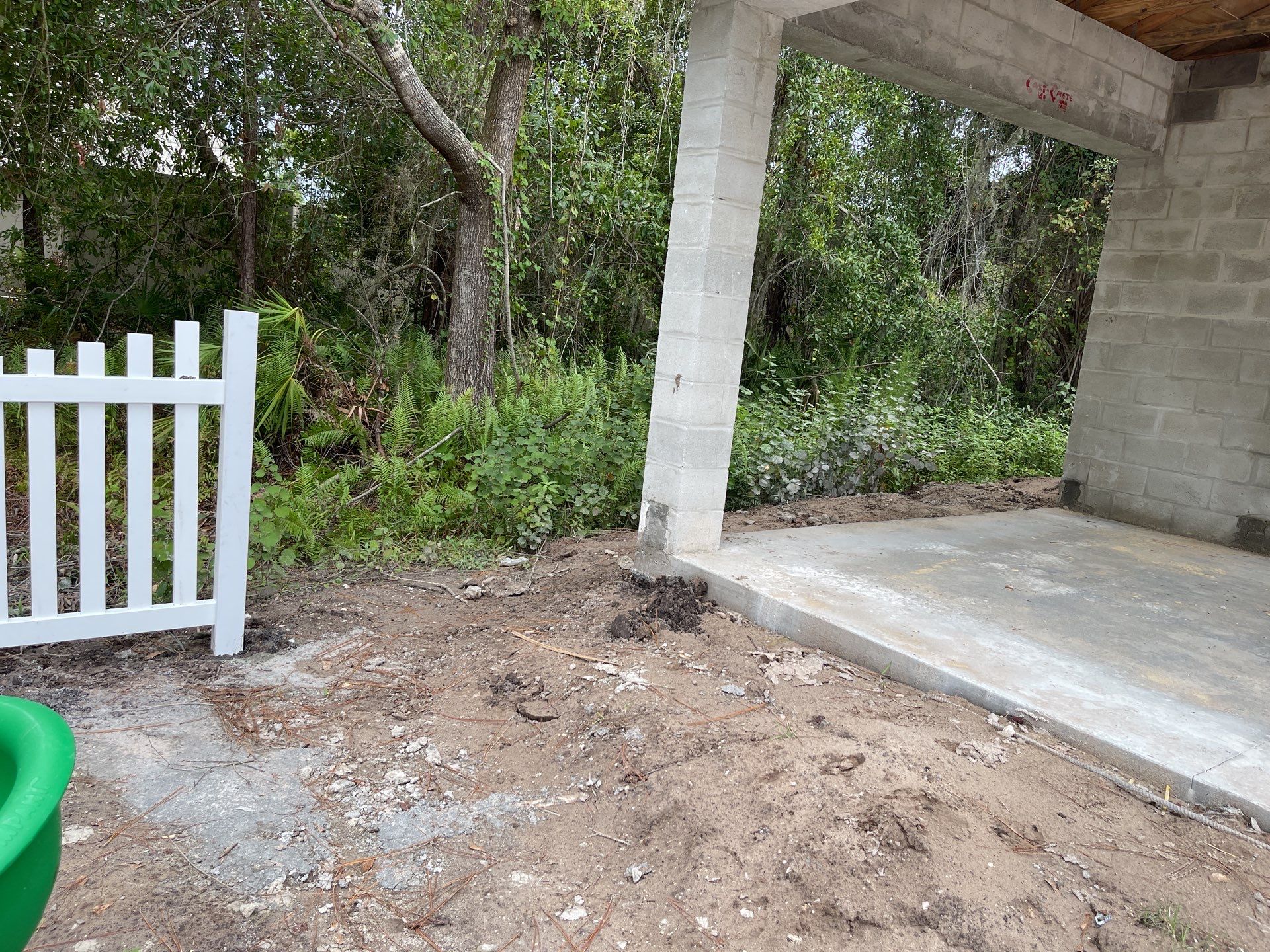 Bradenton, FL  4 ft. Tall Concave Vinyl Picket Fence by Asap fence and gates, LLC