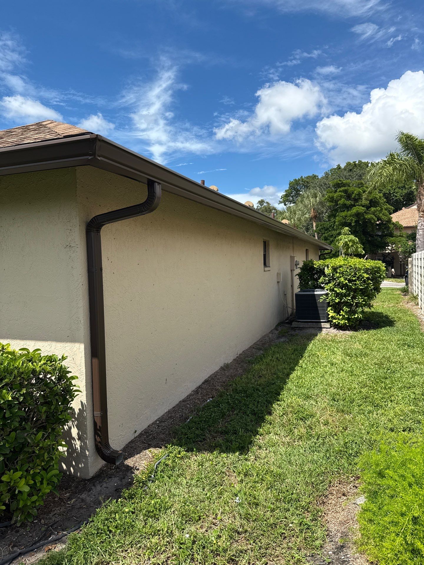 Bronze 6-Inch Seamless Gutters Installation in Bradenton FL by Gutter Professors